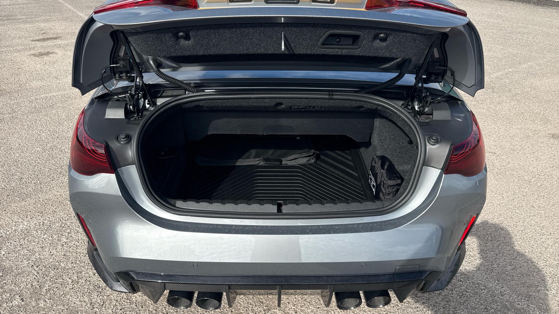 BMW M4 view 13
