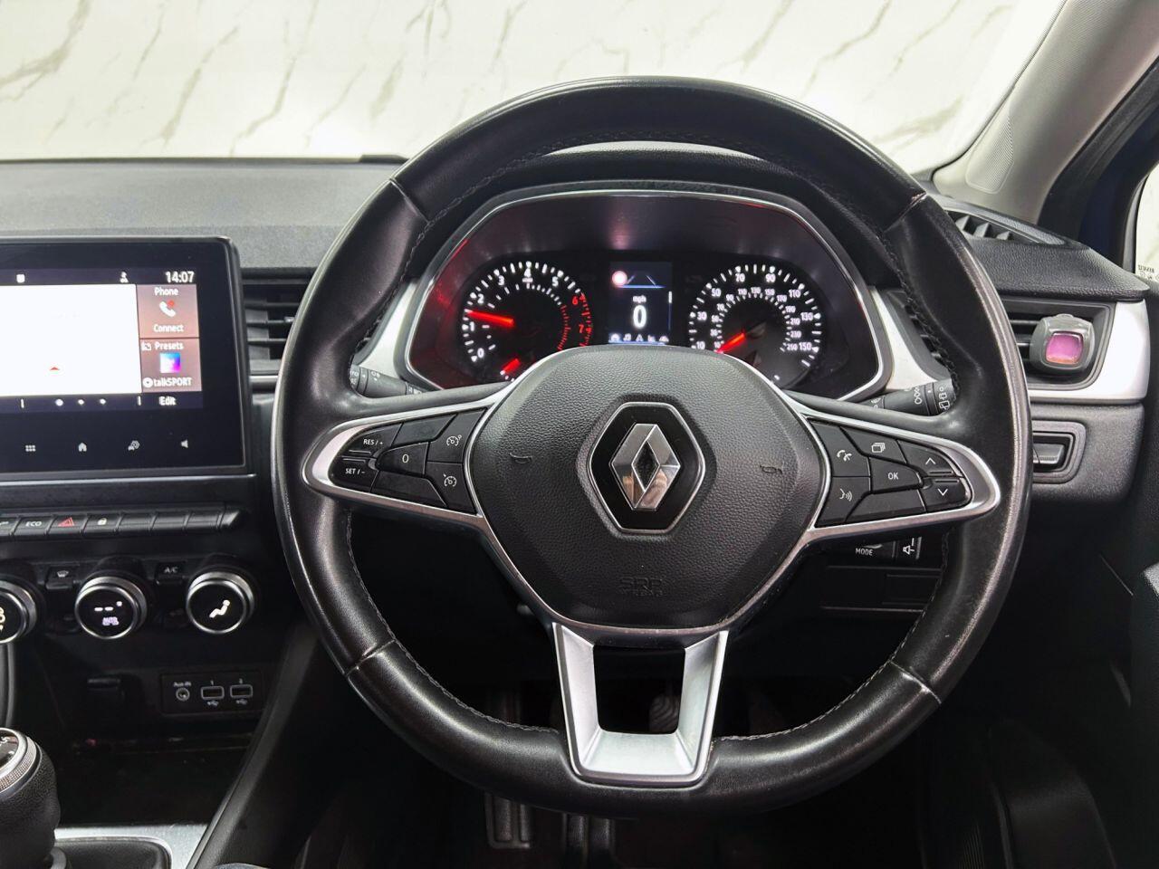 Renault Captur view 18