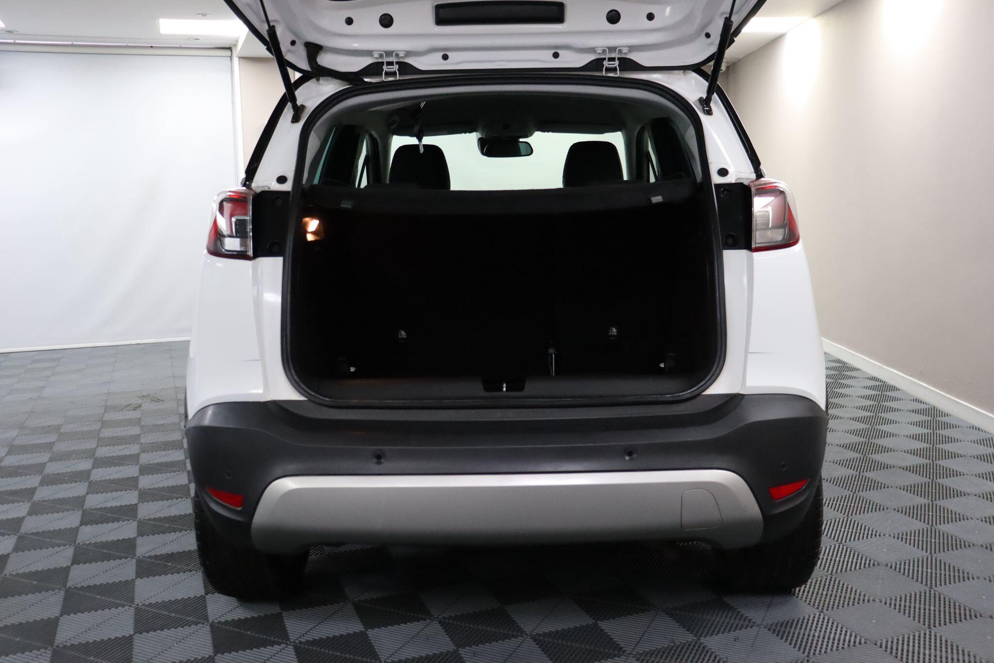 Vauxhall Crossland X view 14