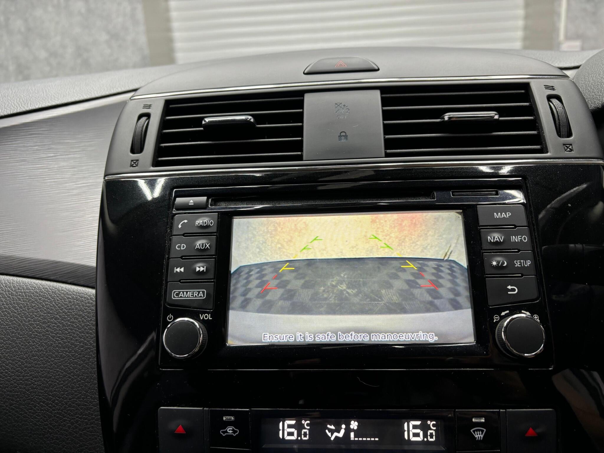 Nissan Pulsar view 17