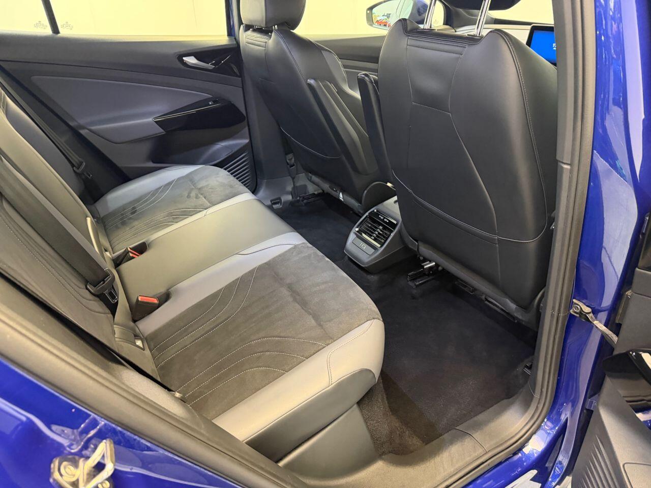 Volkswagen Id.4 view 64