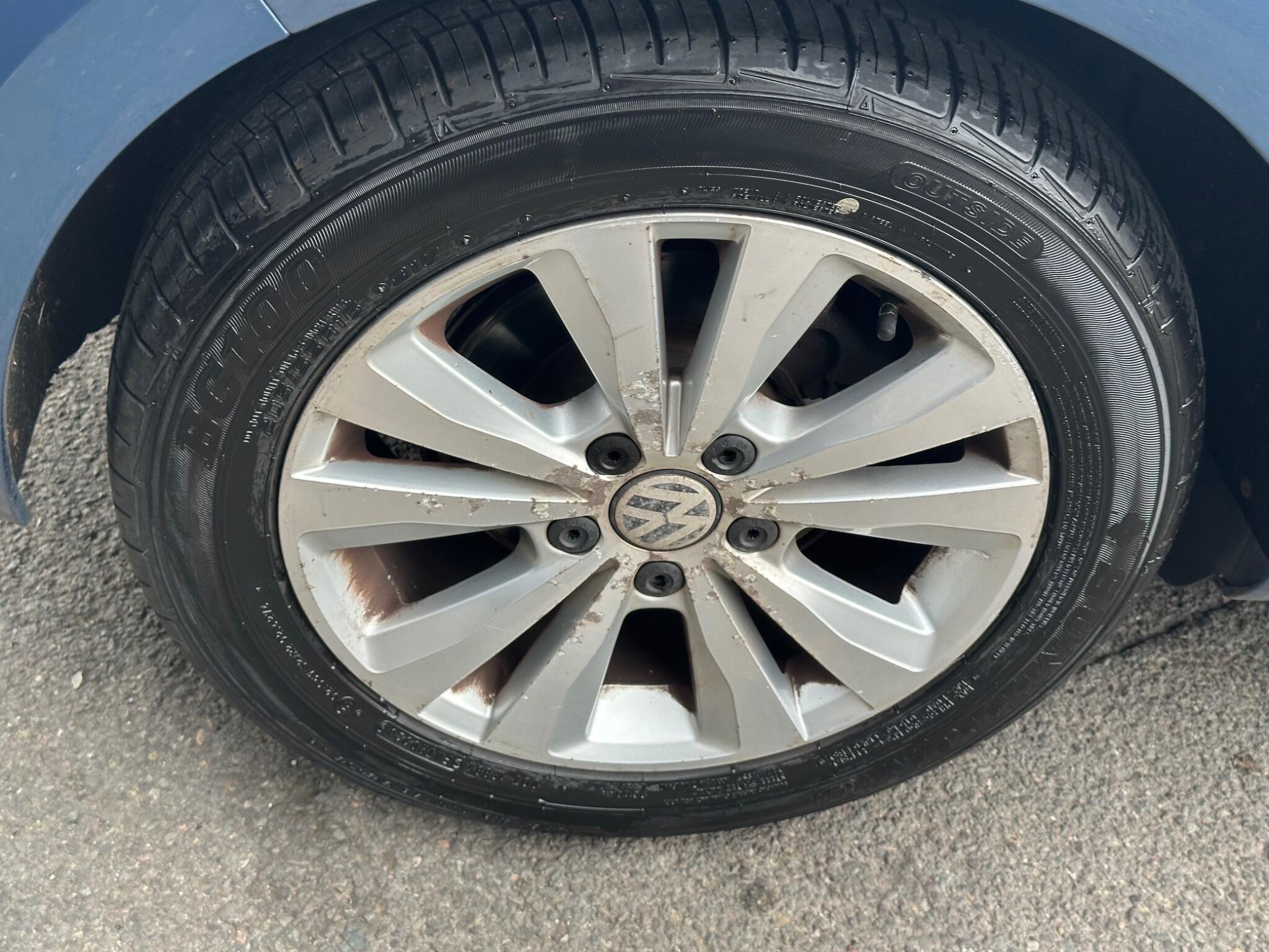 Volkswagen Golf view 16