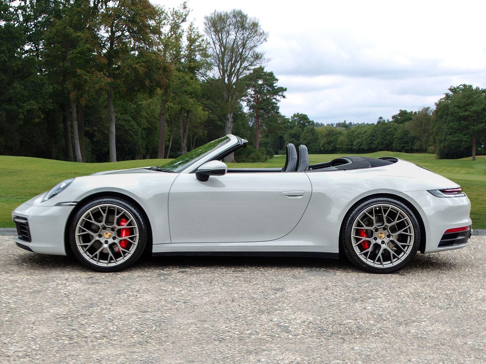 Porsche 911 view 2
