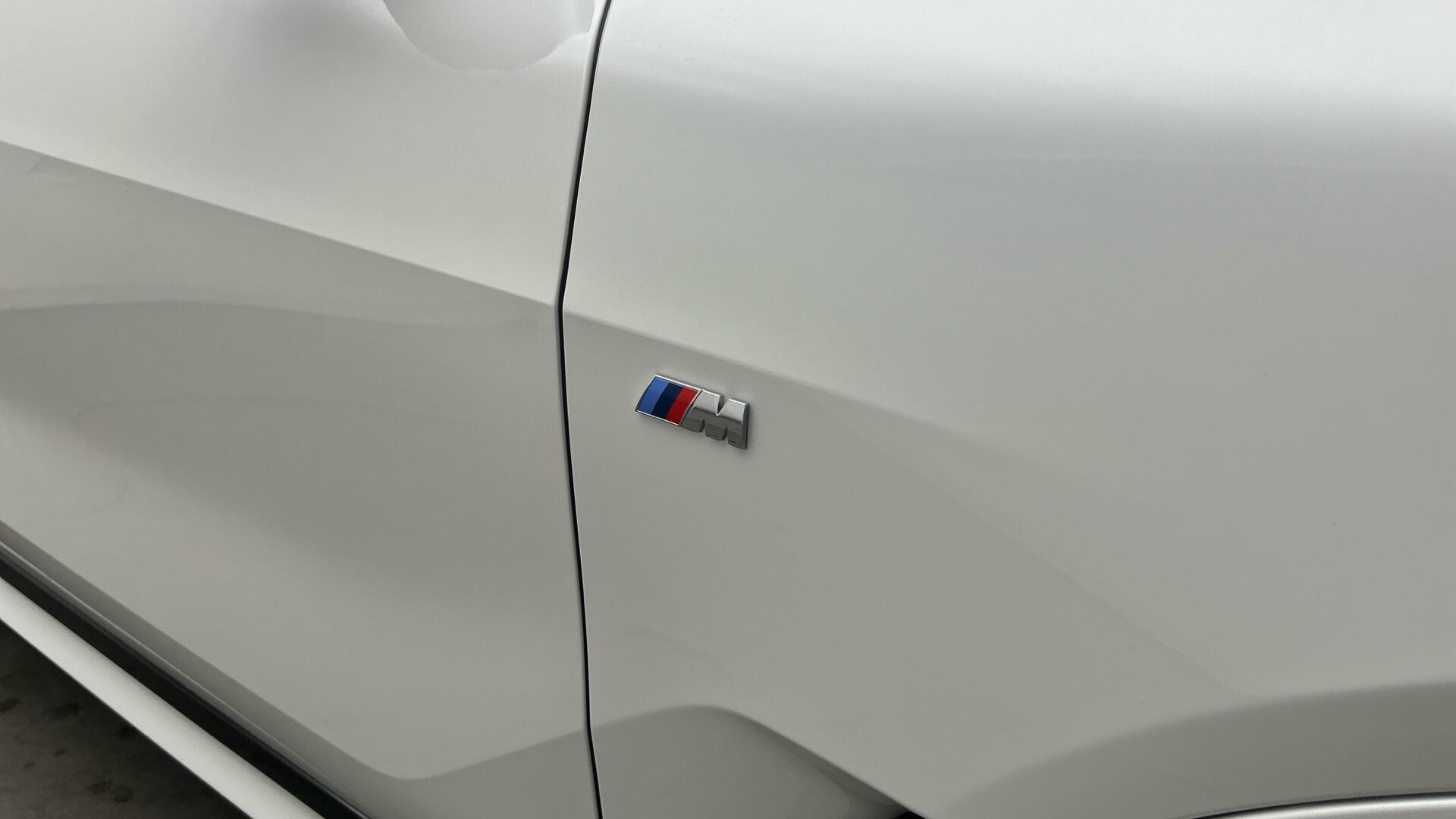 BMW X7 view 37