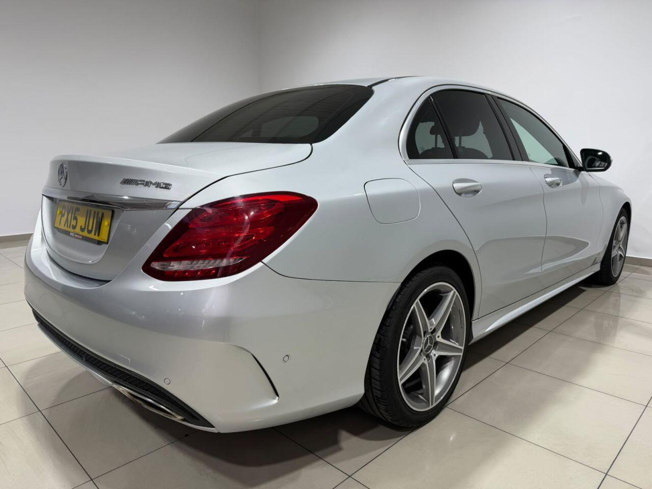 Mercedes-Benz C-Class view 9