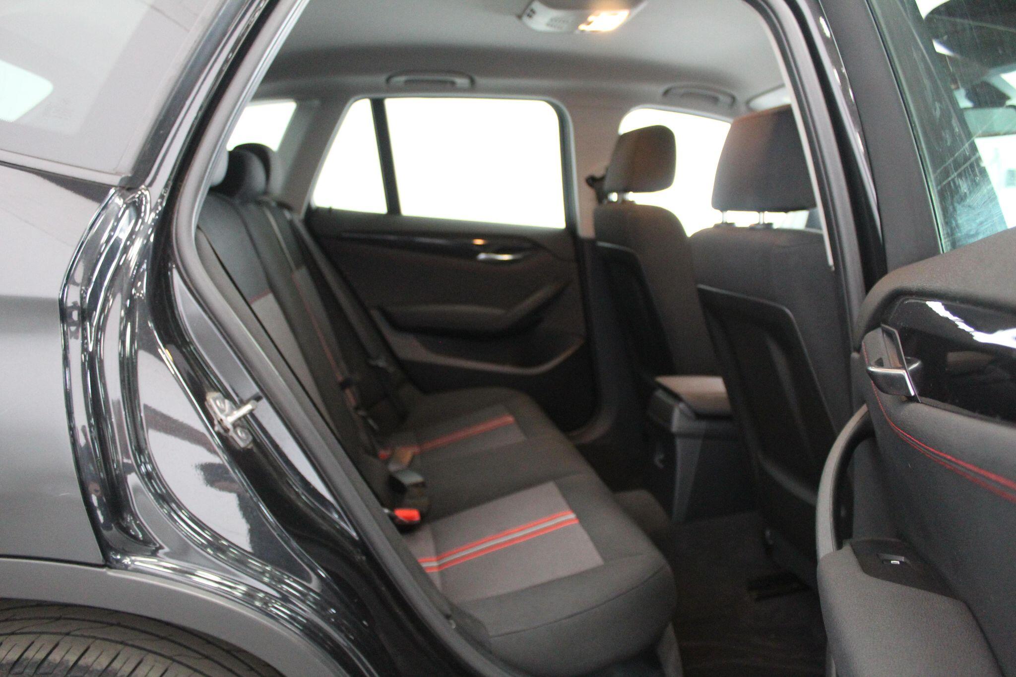 BMW X1 view 52