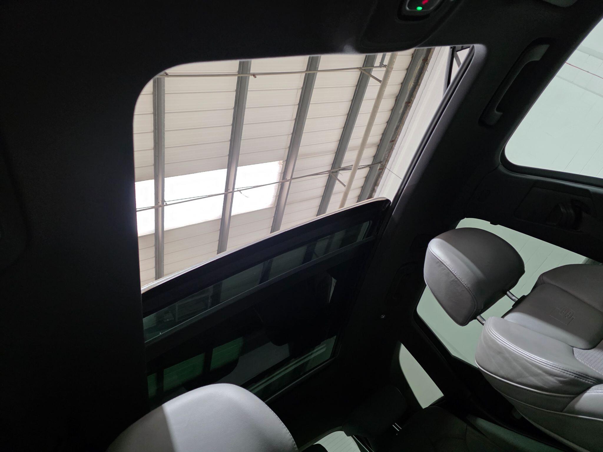 Audi Q5 view 7
