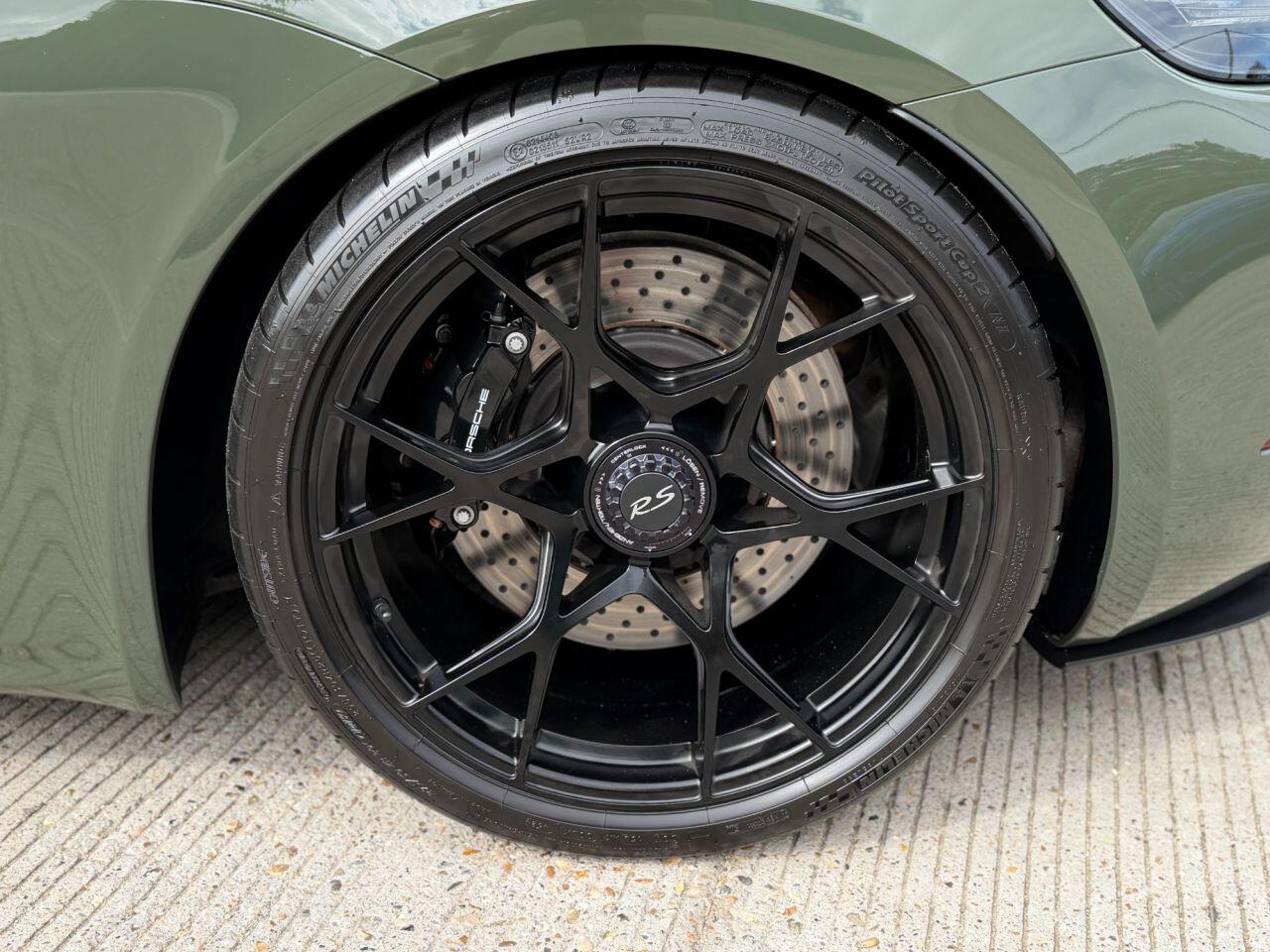 Porsche 718 Cayman view 24