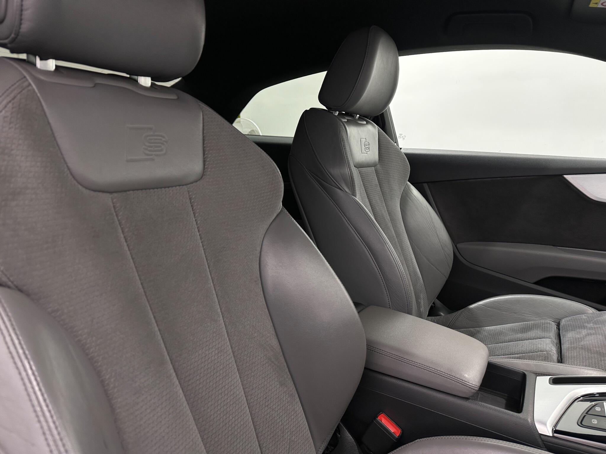 Audi A5 view 31
