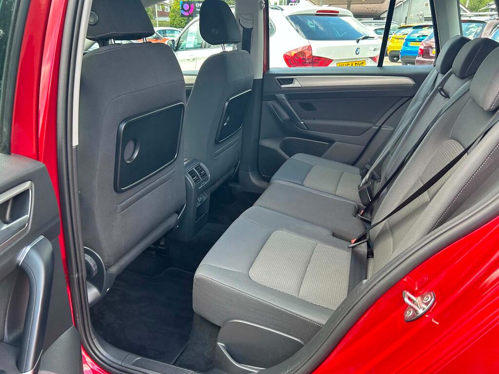 Volkswagen Golf Sportsvan view 15