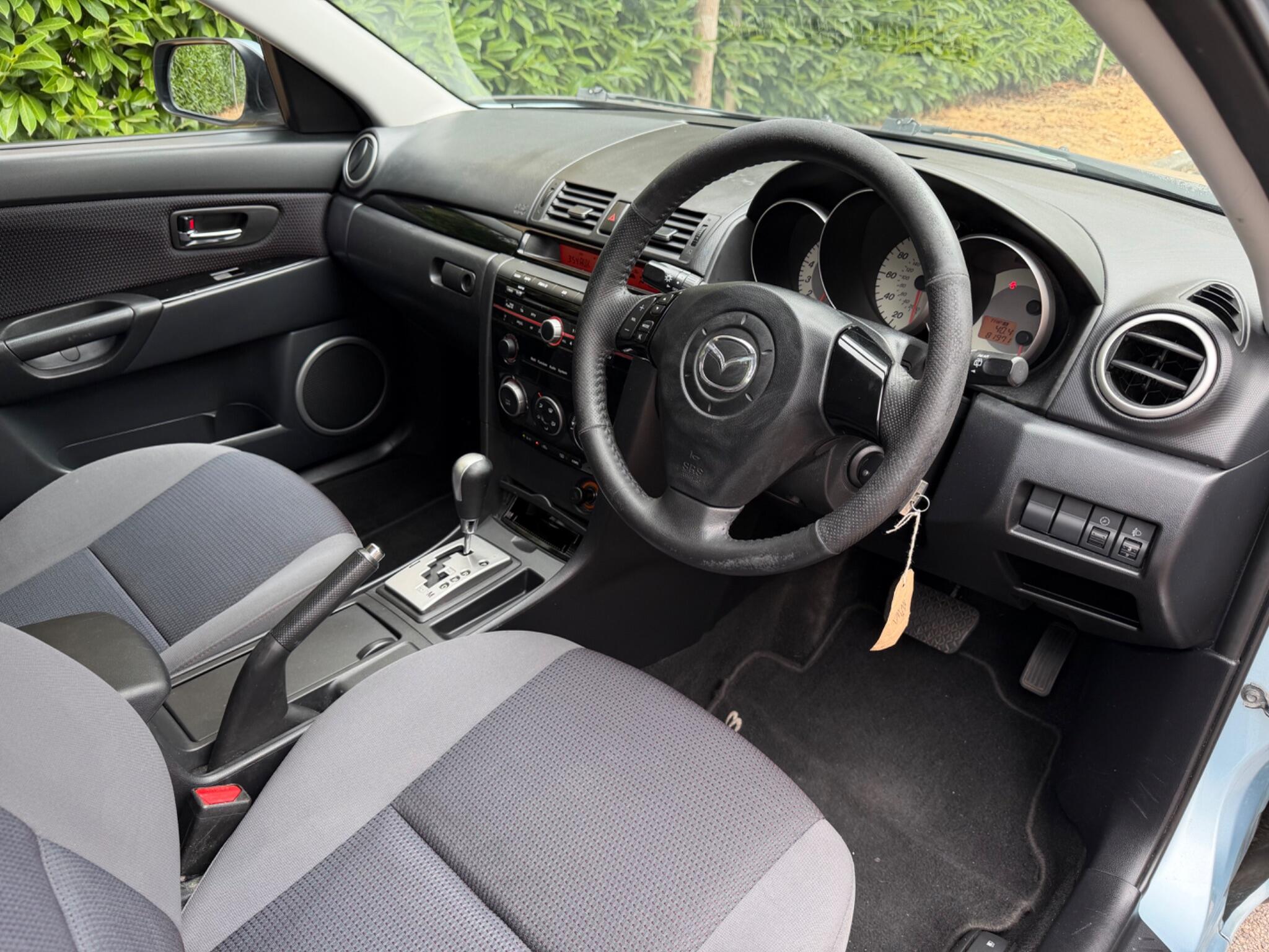 Mazda Mazda3 view 11