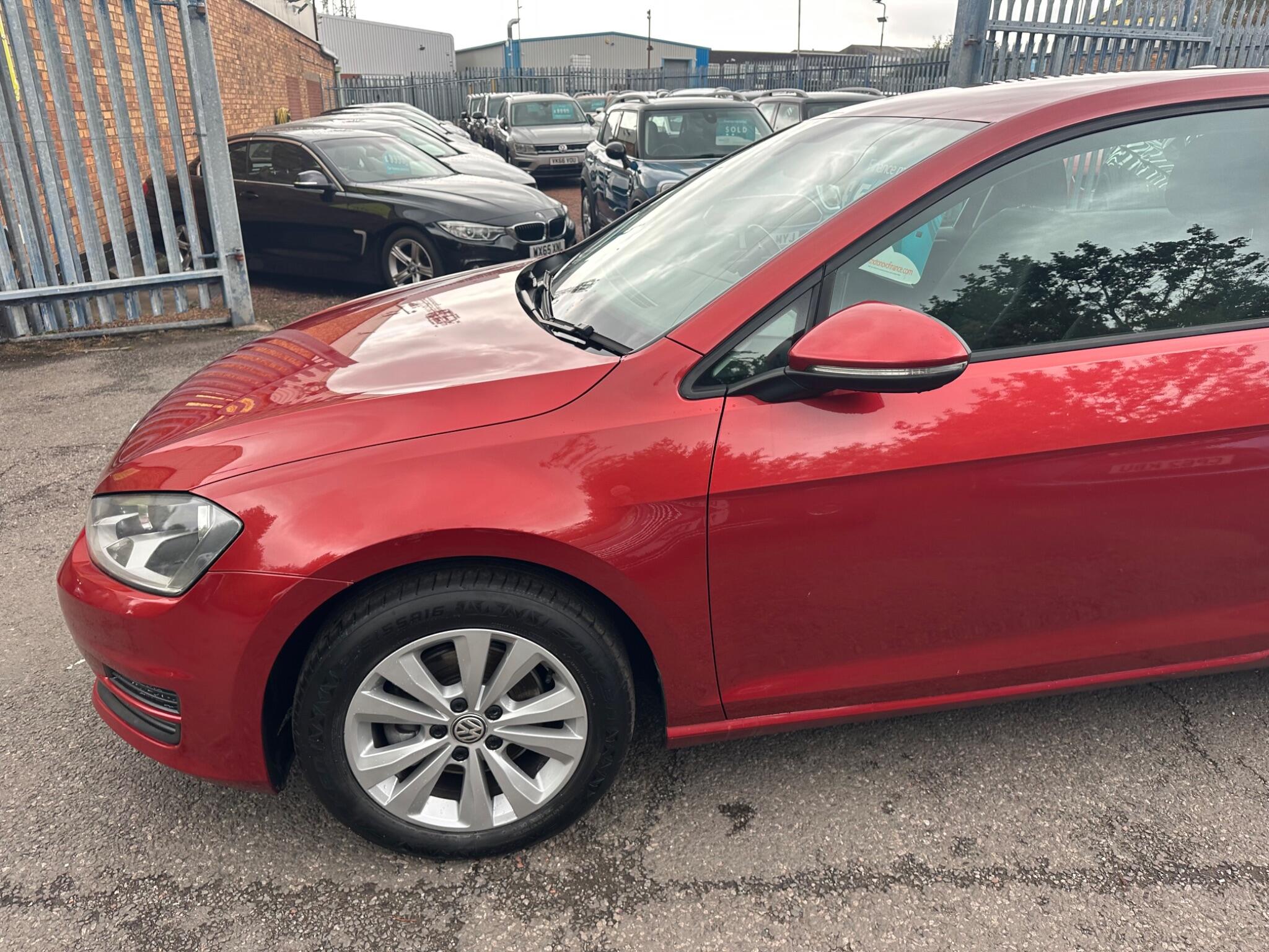 Volkswagen Golf view 48