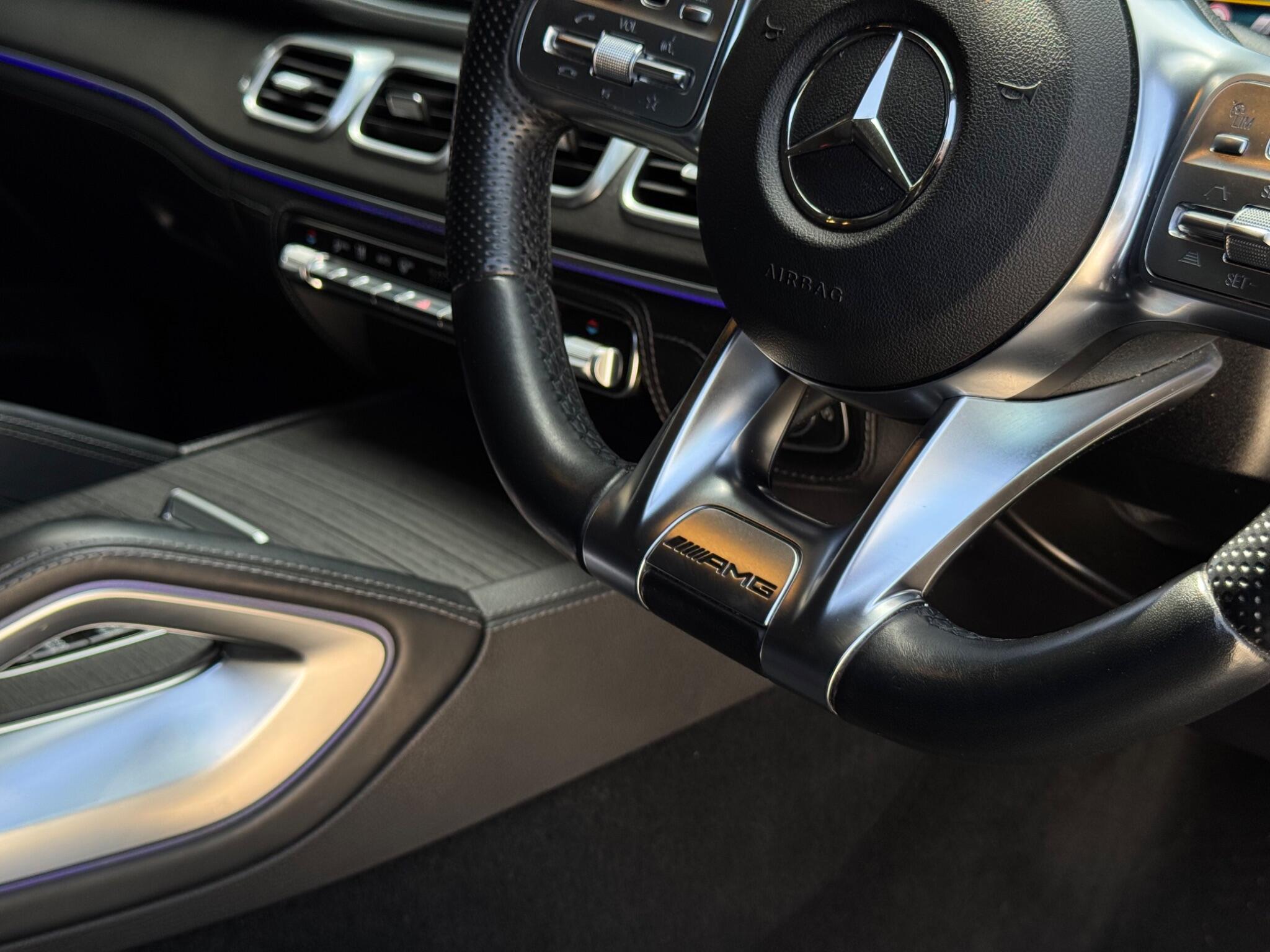 Mercedes-Benz Gle view 64