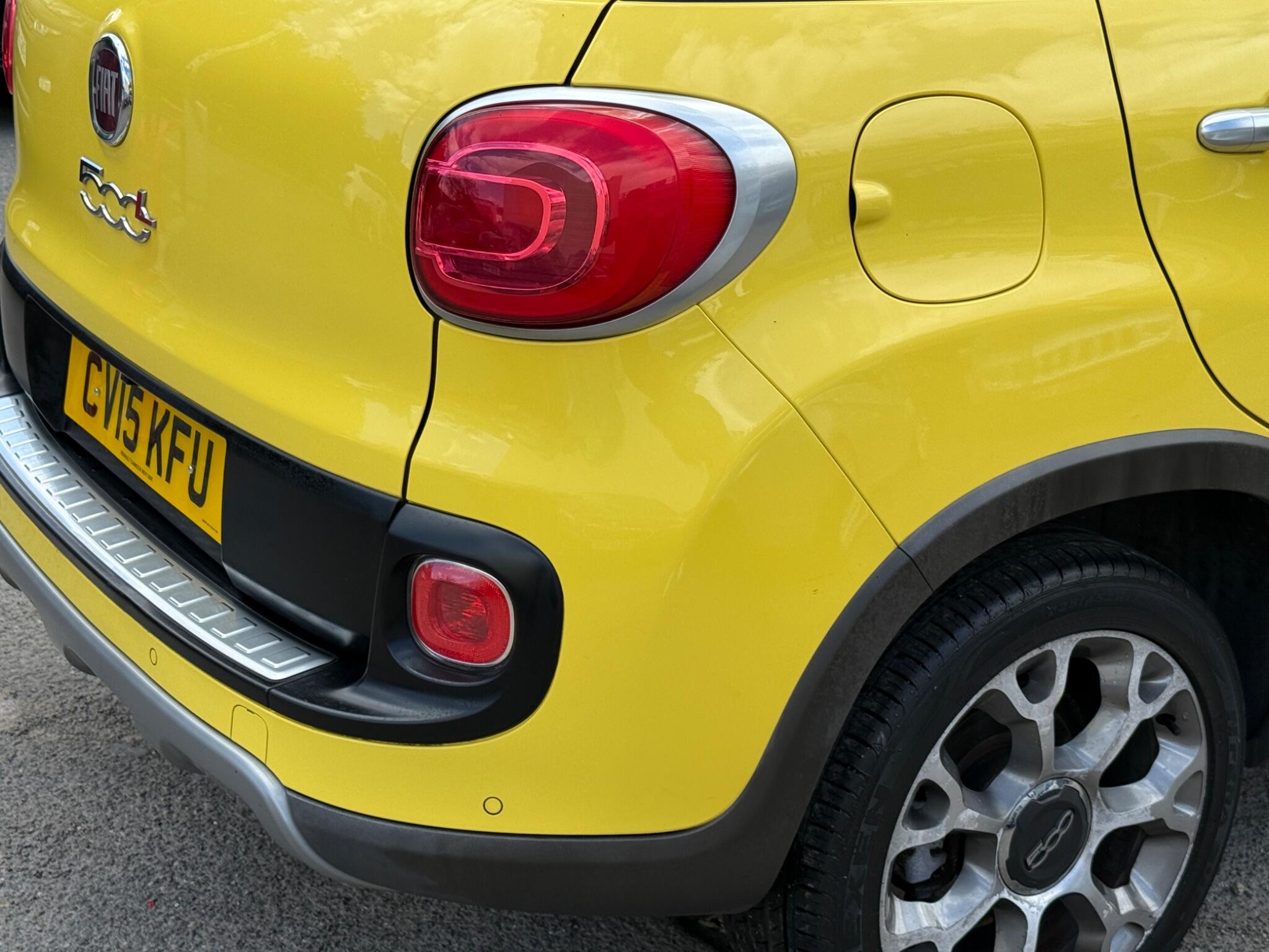 Fiat 500L - Image 25