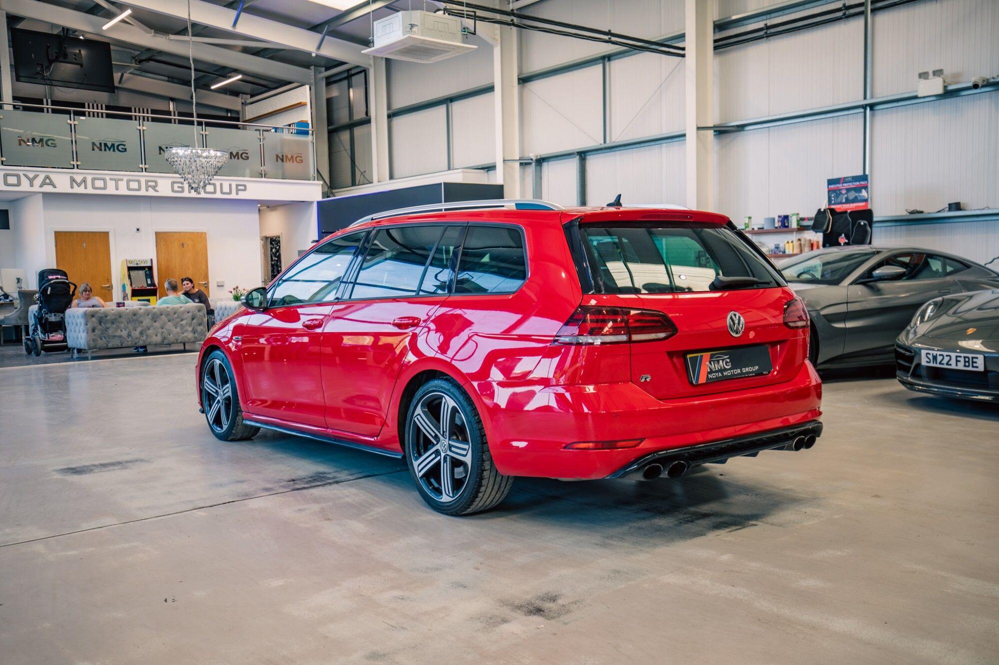 Volkswagen Golf view 33