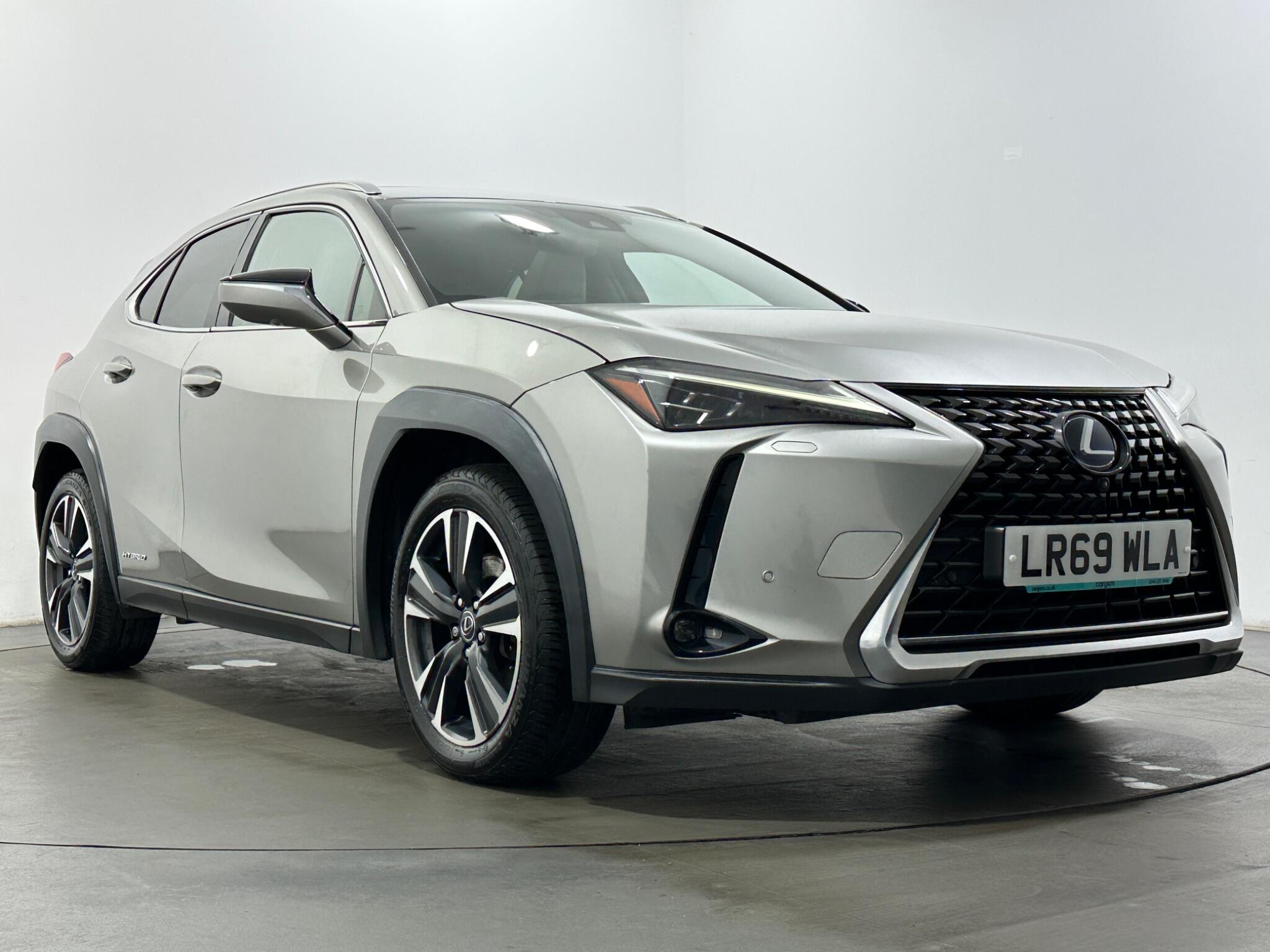 Lexus UX view 53
