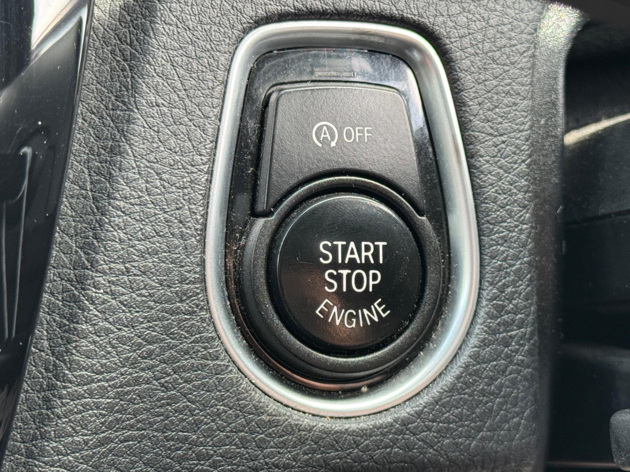 BMW 3 Series view 32