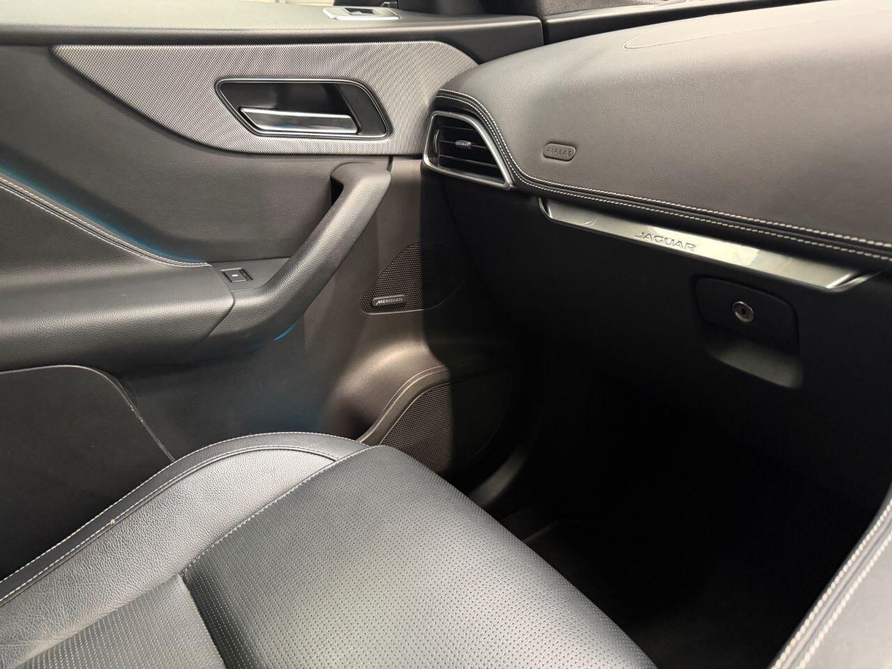 Jaguar F-Pace view 49