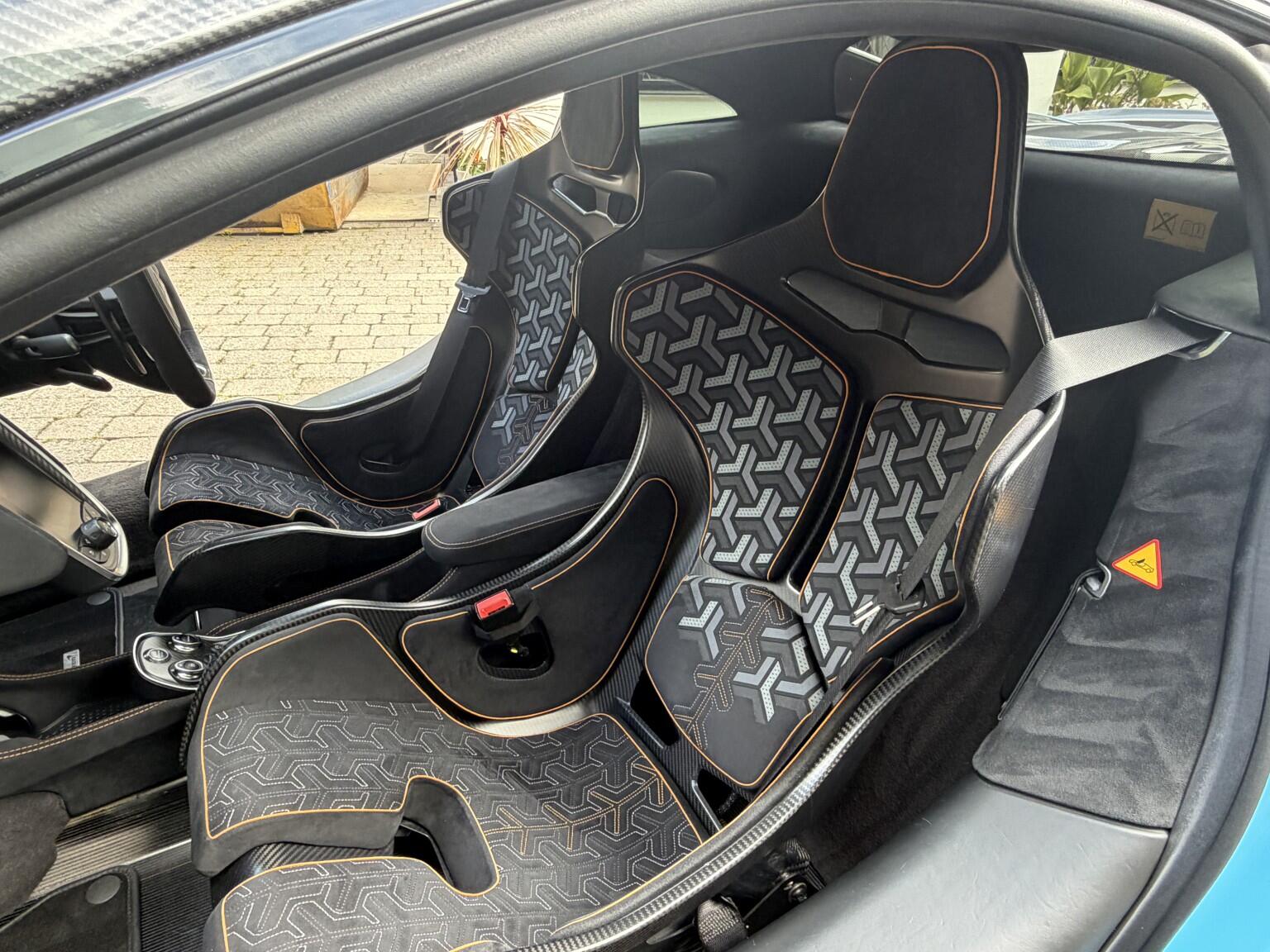 Mclaren 600LT view 25