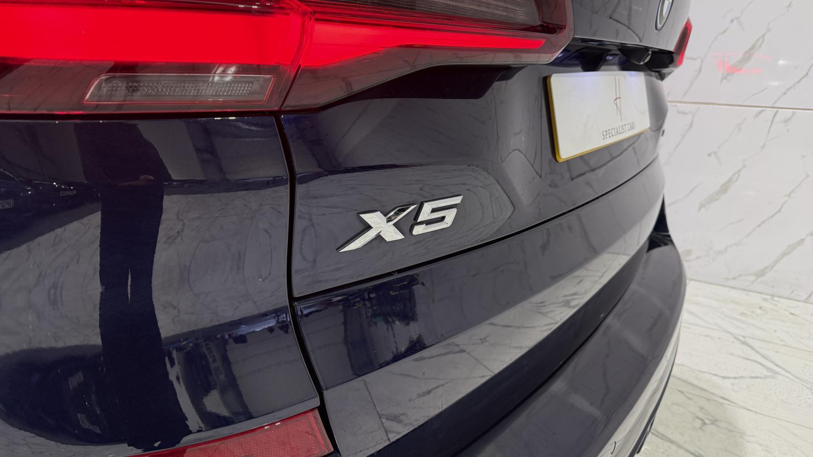 BMW X5 view 56