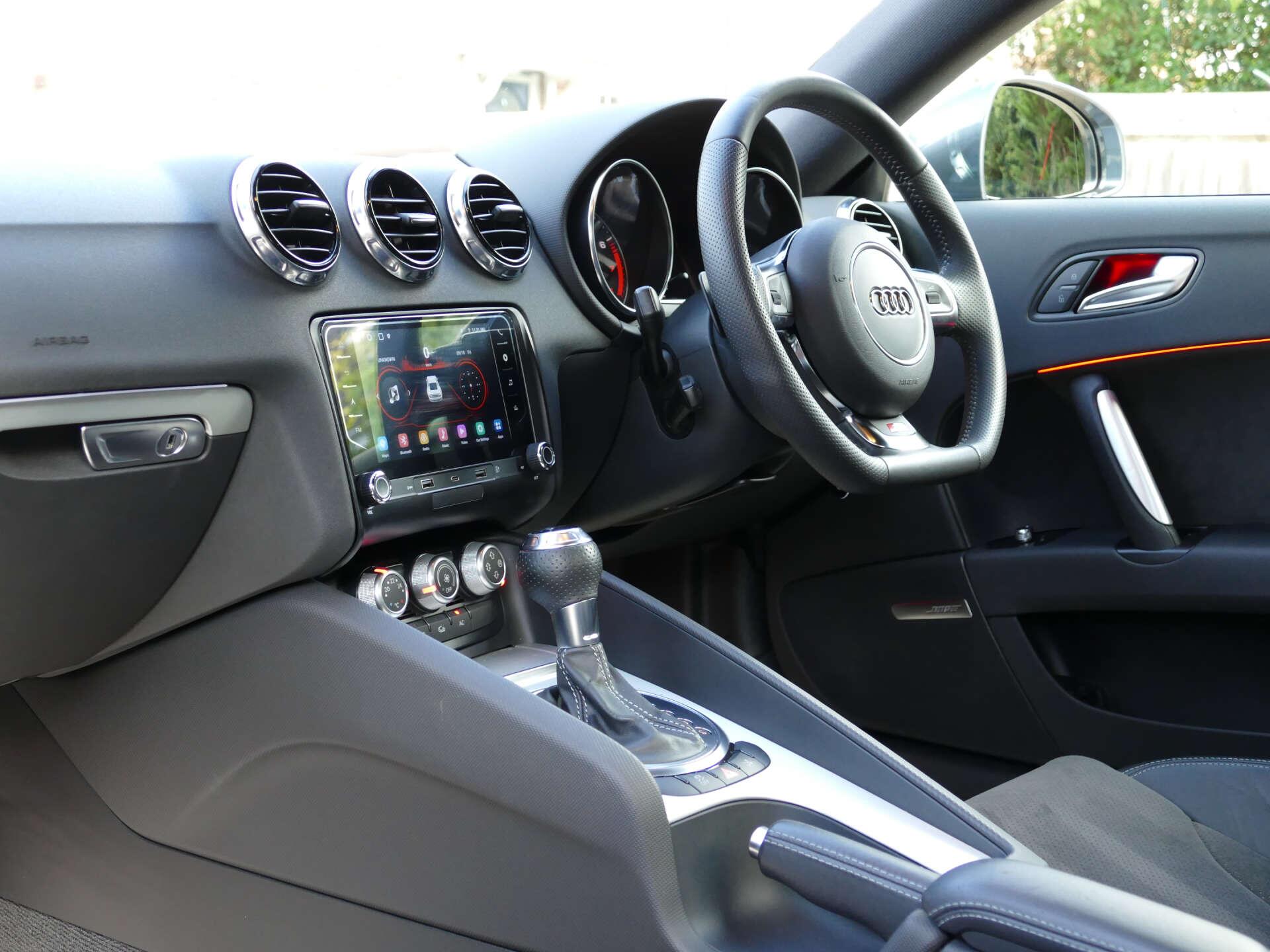 Audi TT view 27