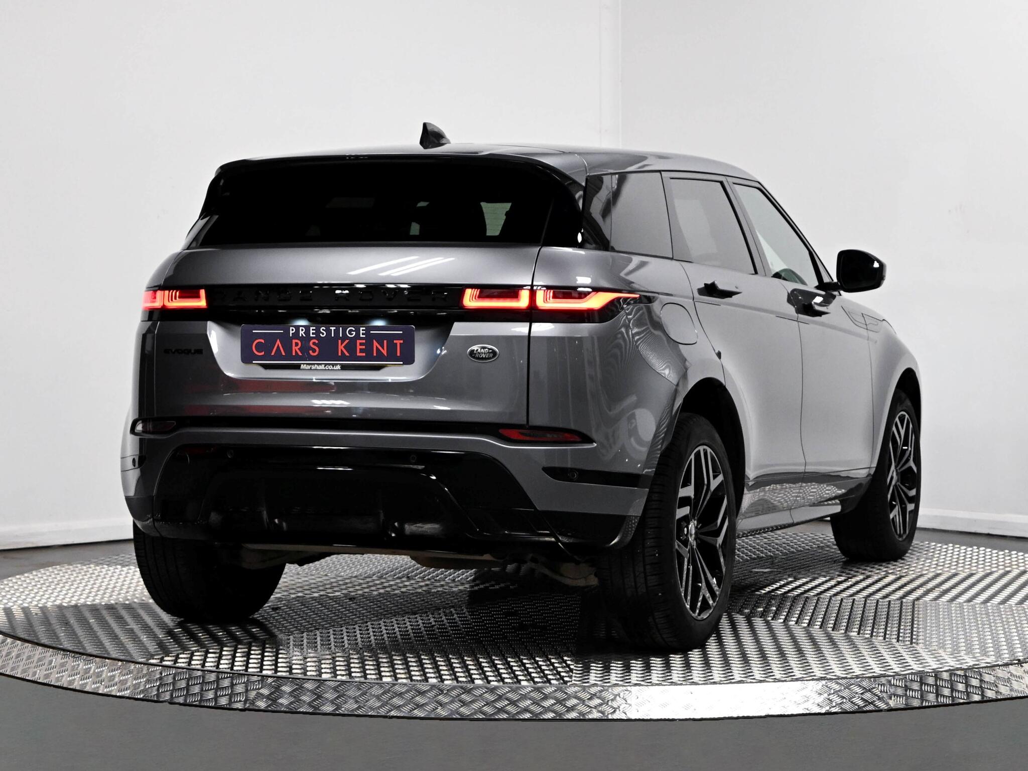 Land Rover Range Rover Evoque view 23