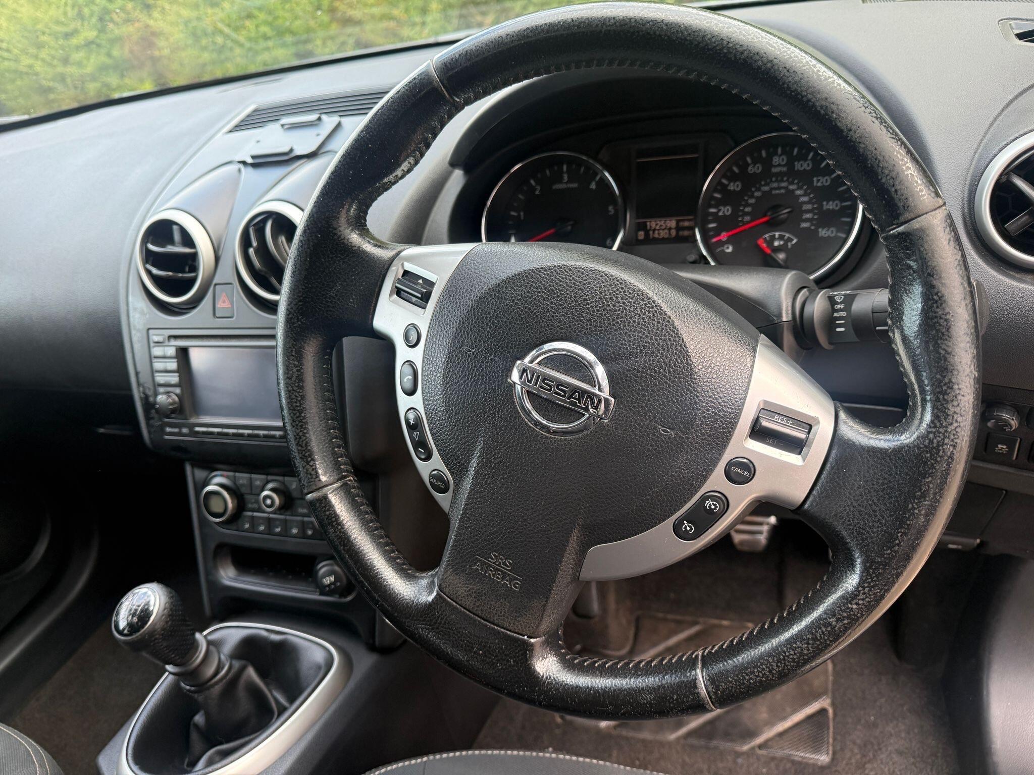 Nissan Qashqai+2 view 11
