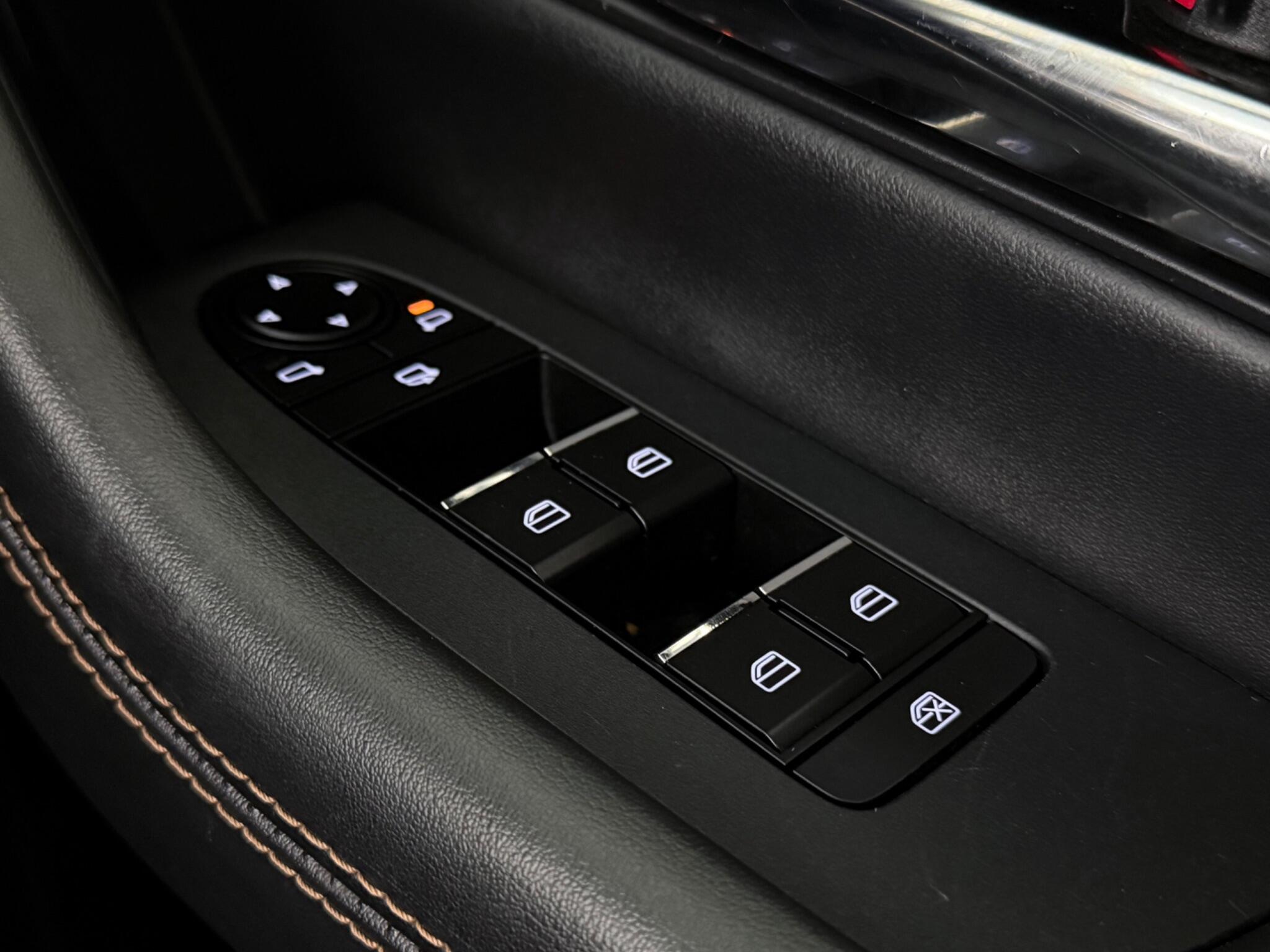 Mazda CX-60 view 16