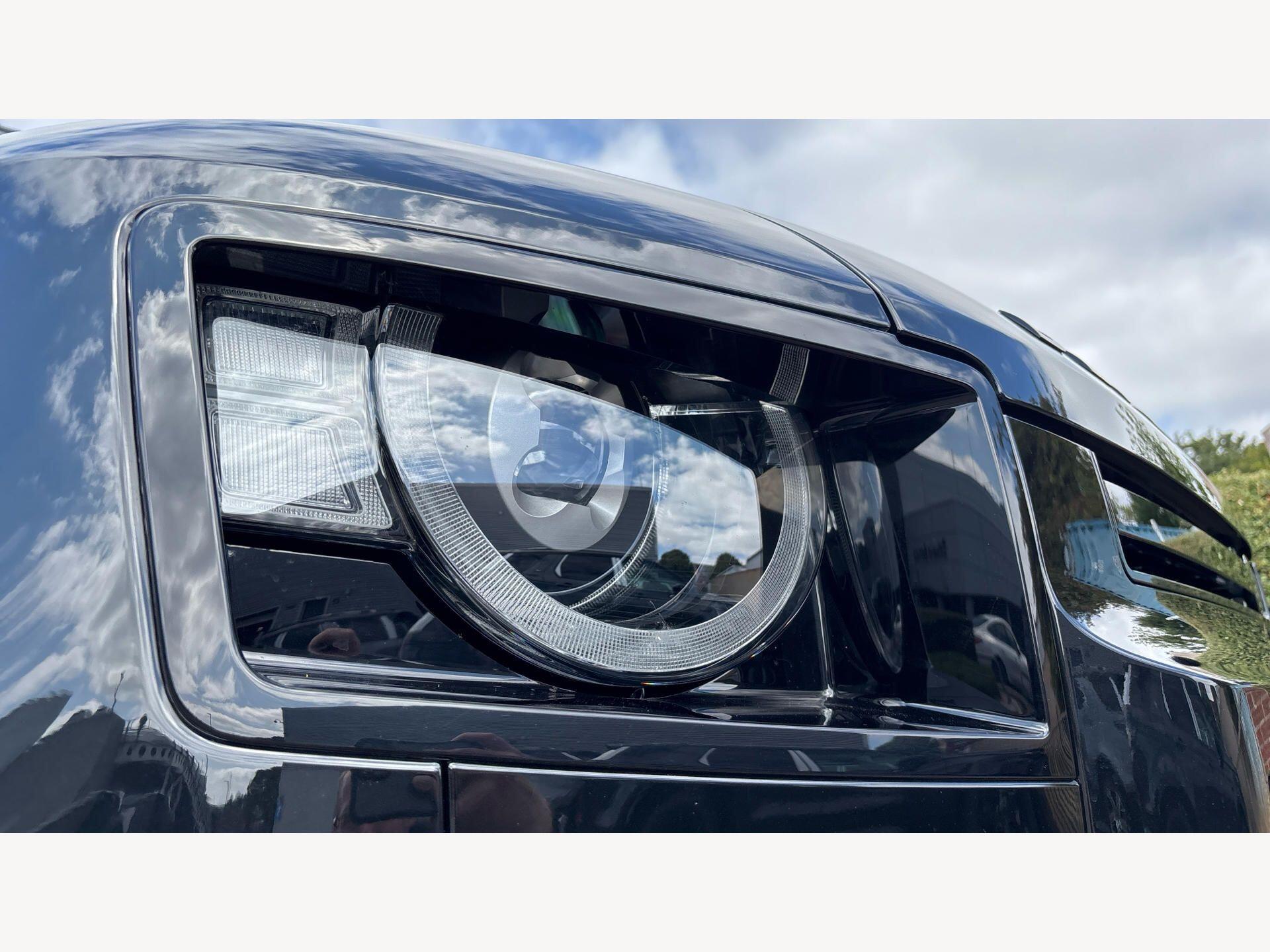 Land Rover Defender view 21