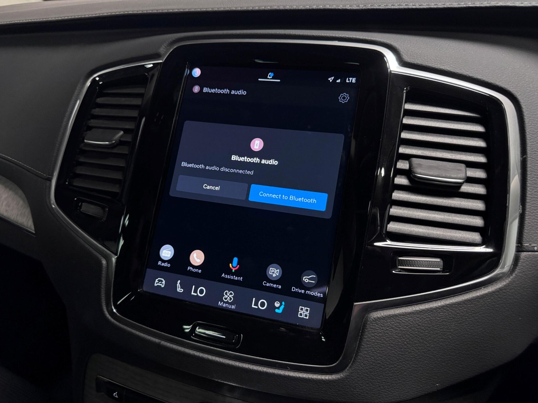 Volvo XC90 view 58