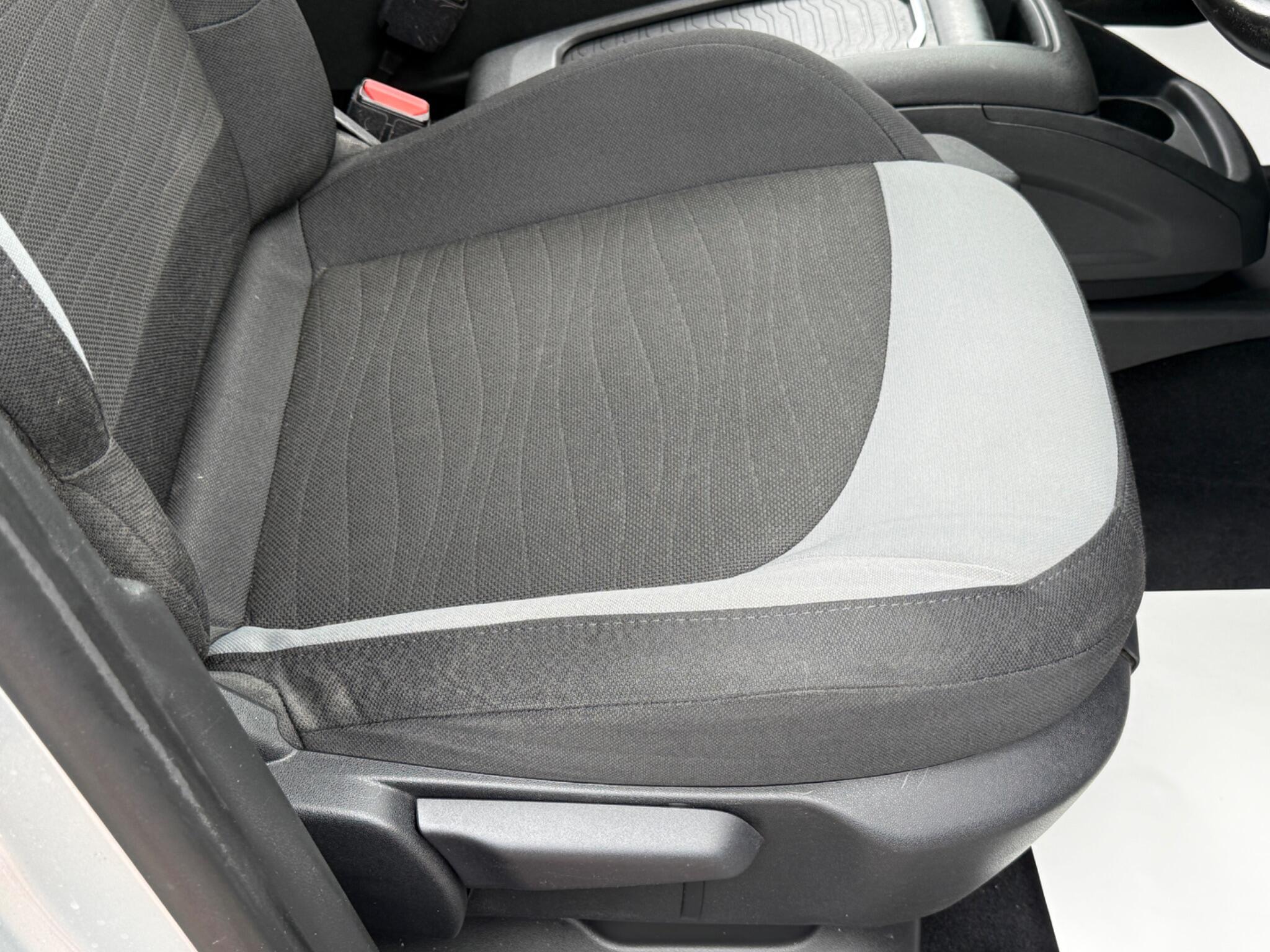 Citroen C4 Picasso - Image 32