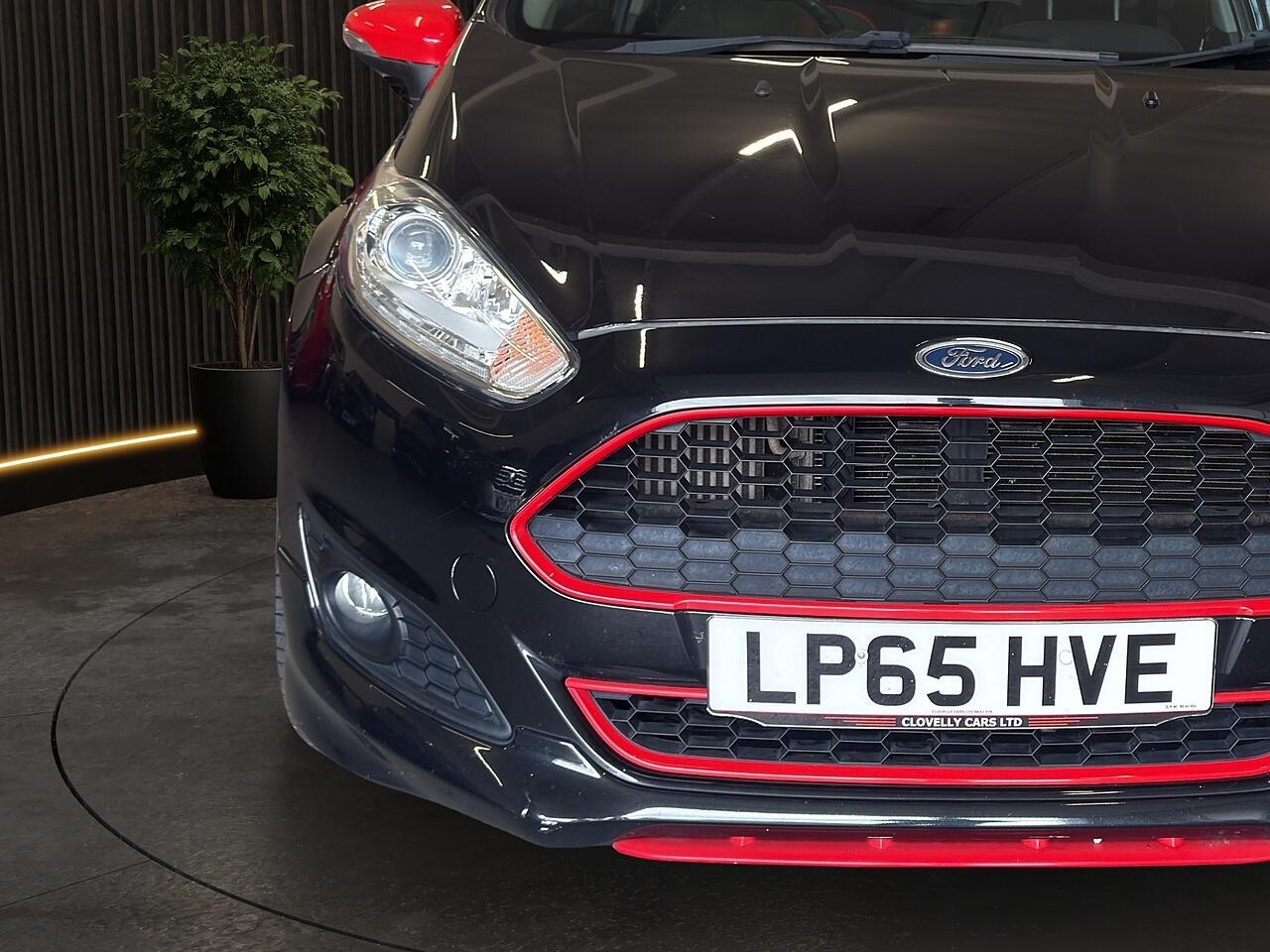 Ford Fiesta view 3