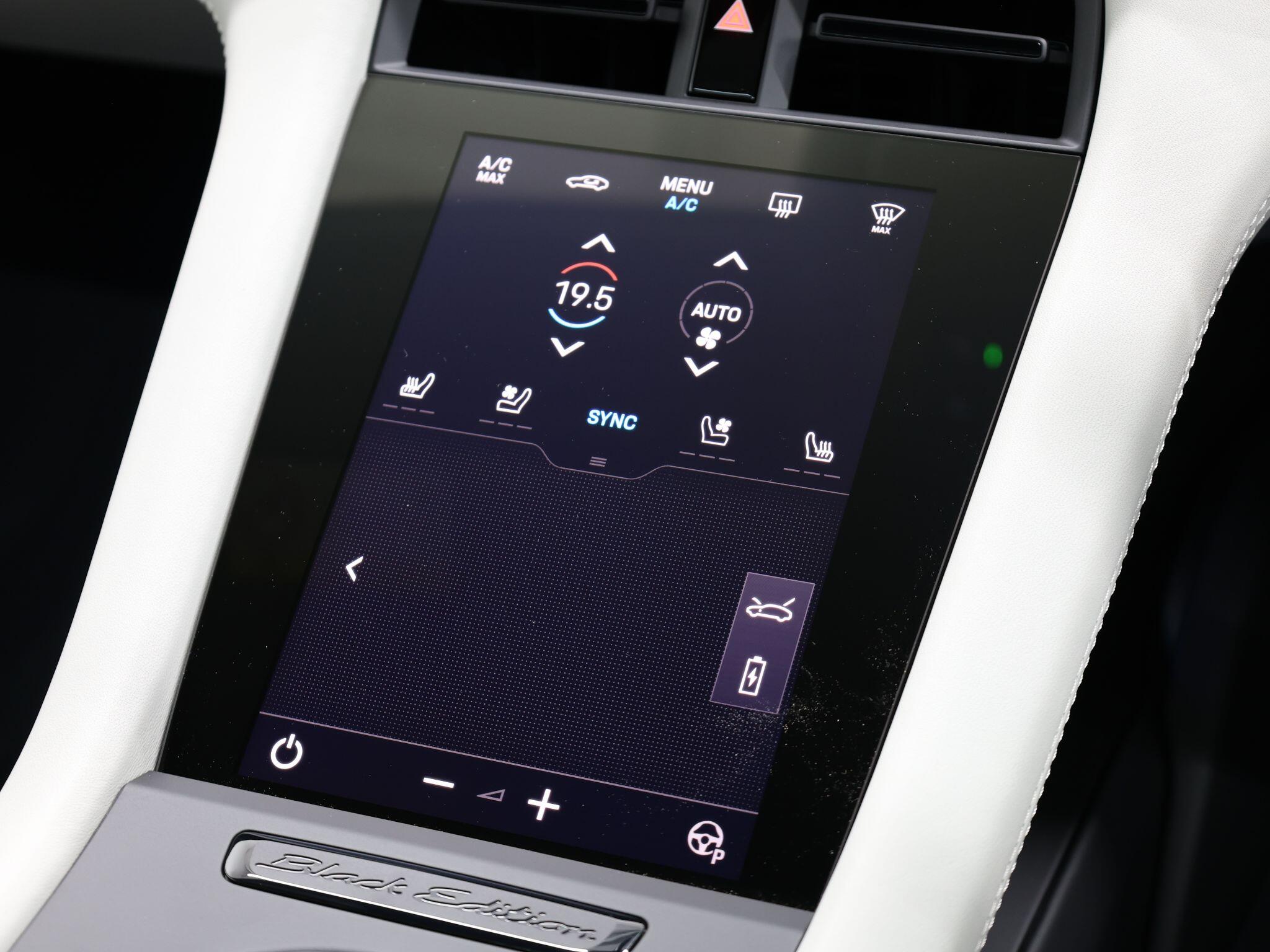Porsche Taycan view 21