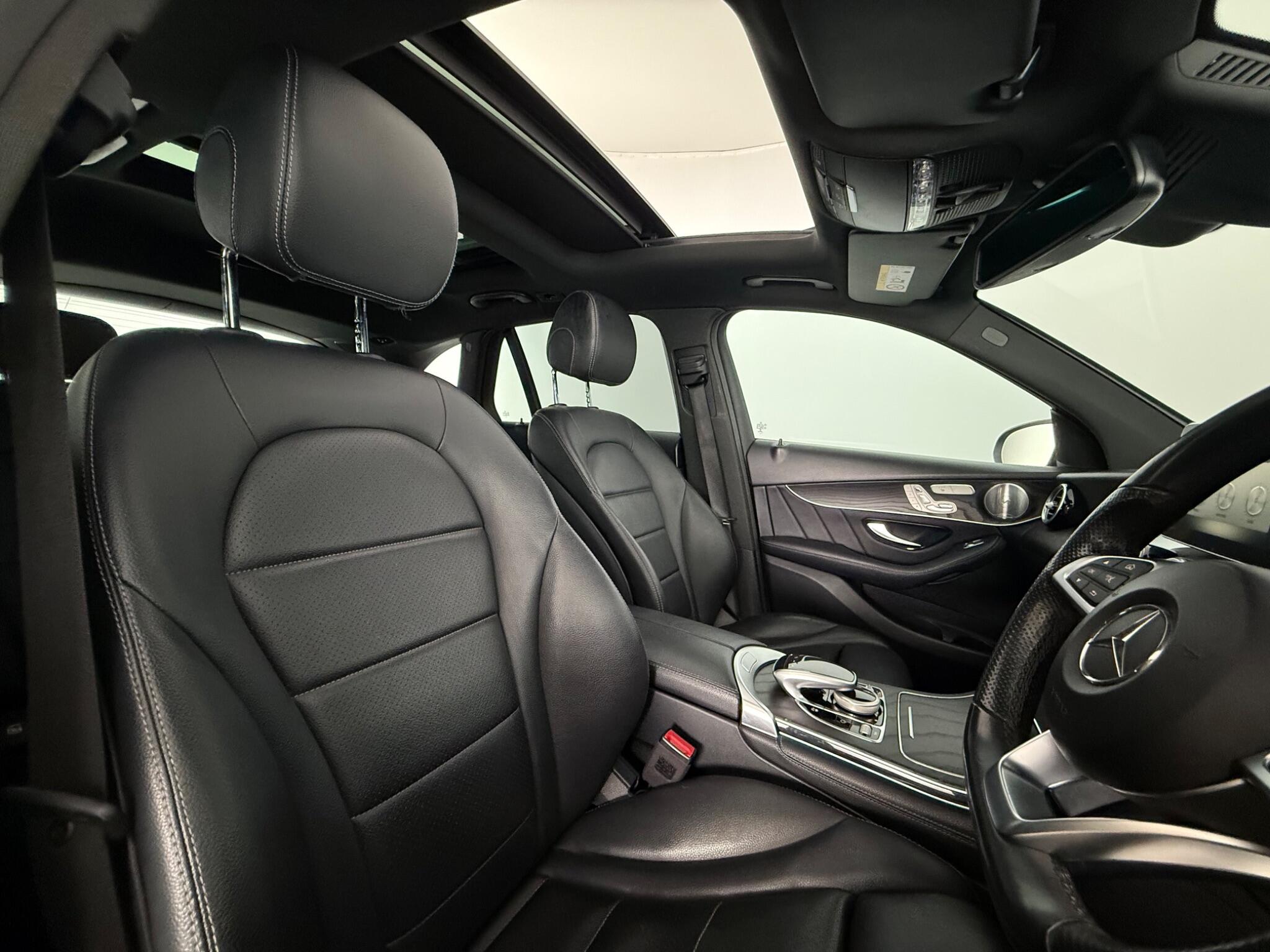 Mercedes-Benz GLC view 31