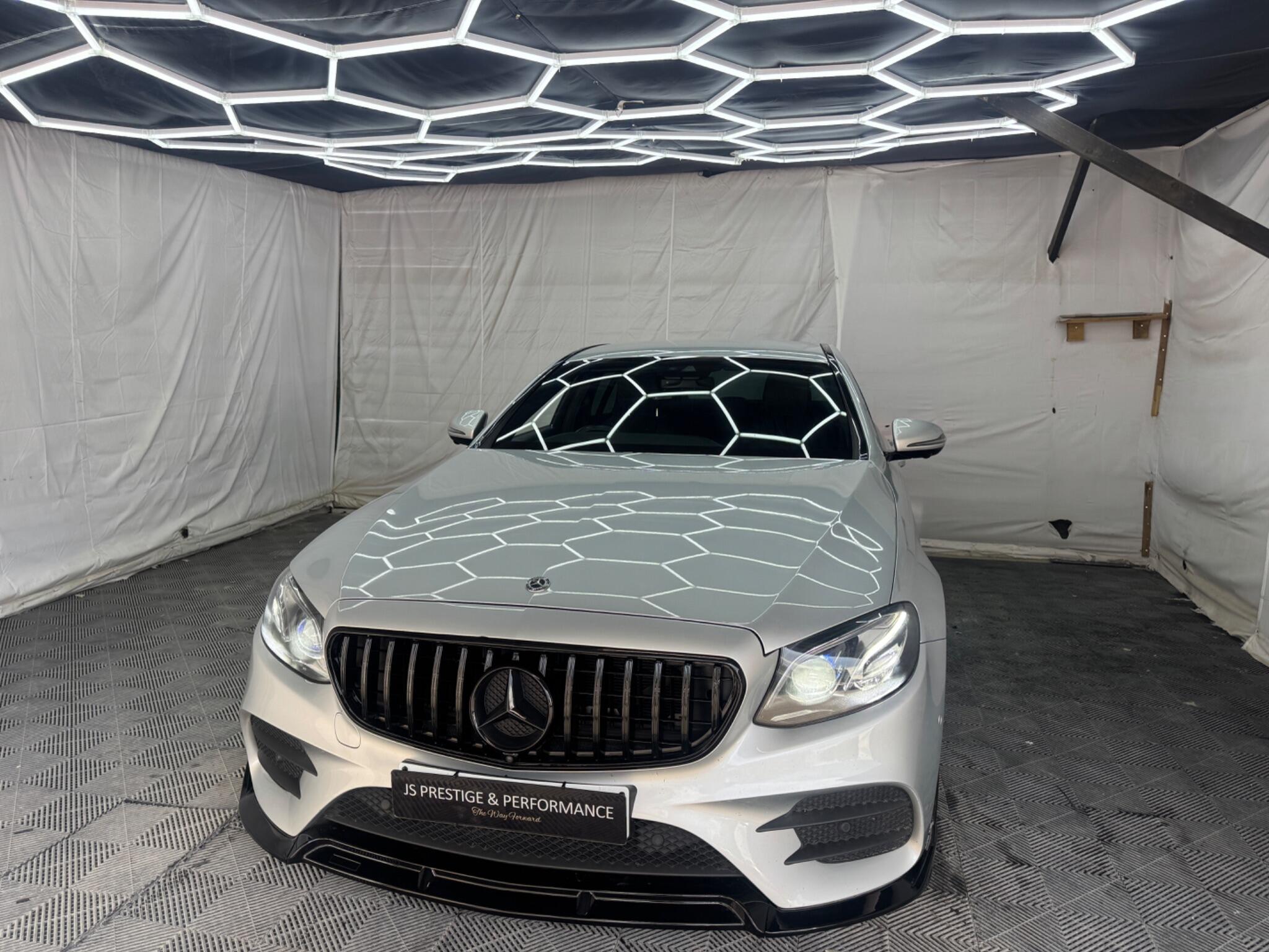 Mercedes-Benz E Class view 6