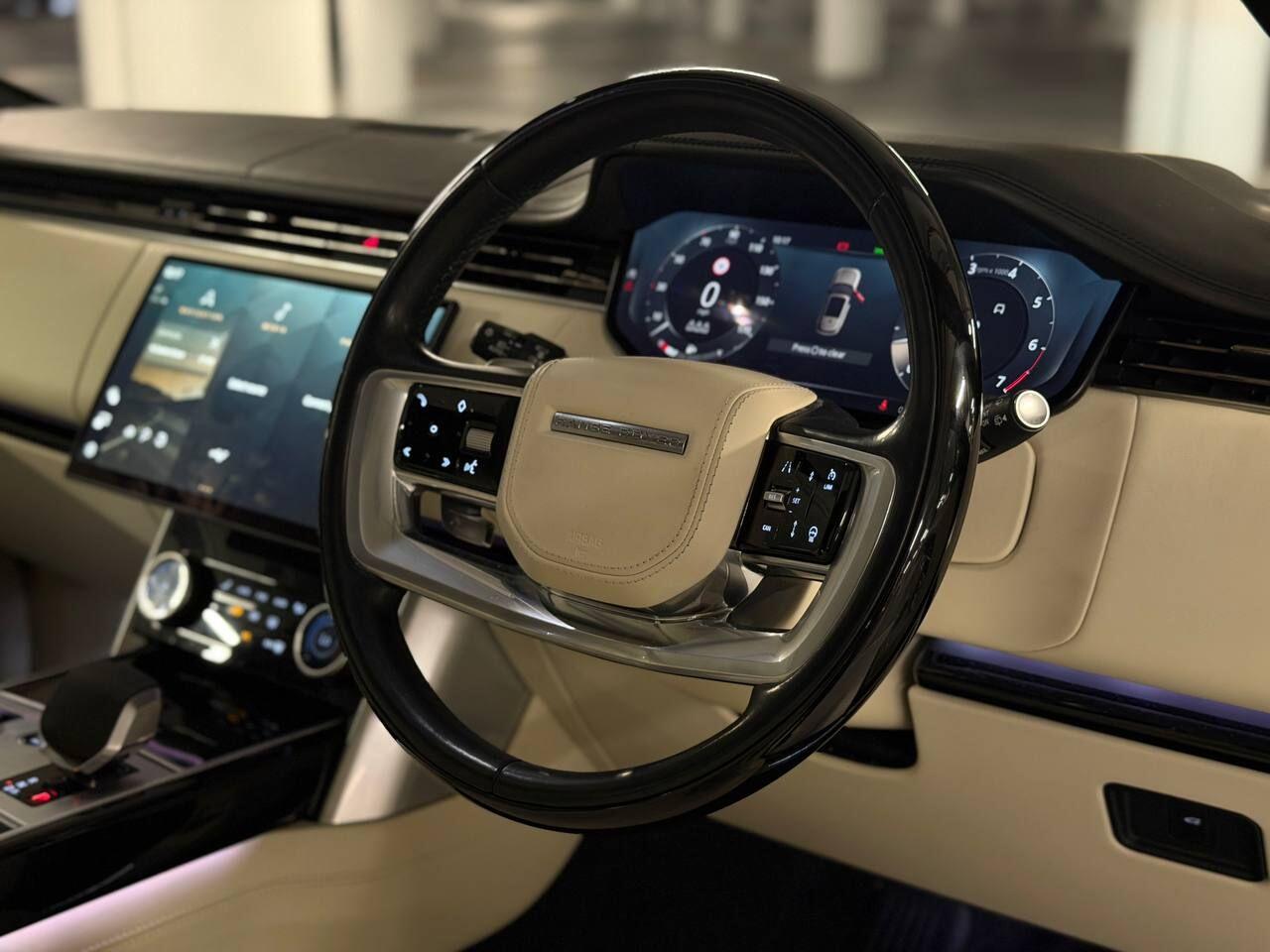 Land Rover Range Rover view 9