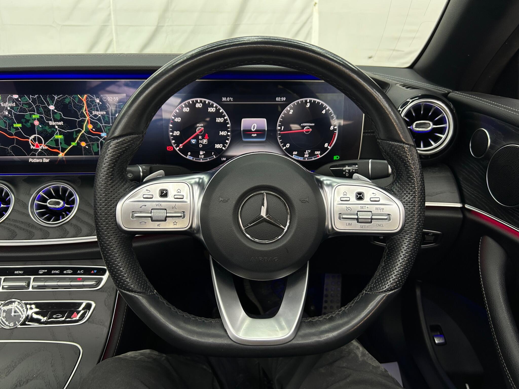 Mercedes-Benz E Class view 50