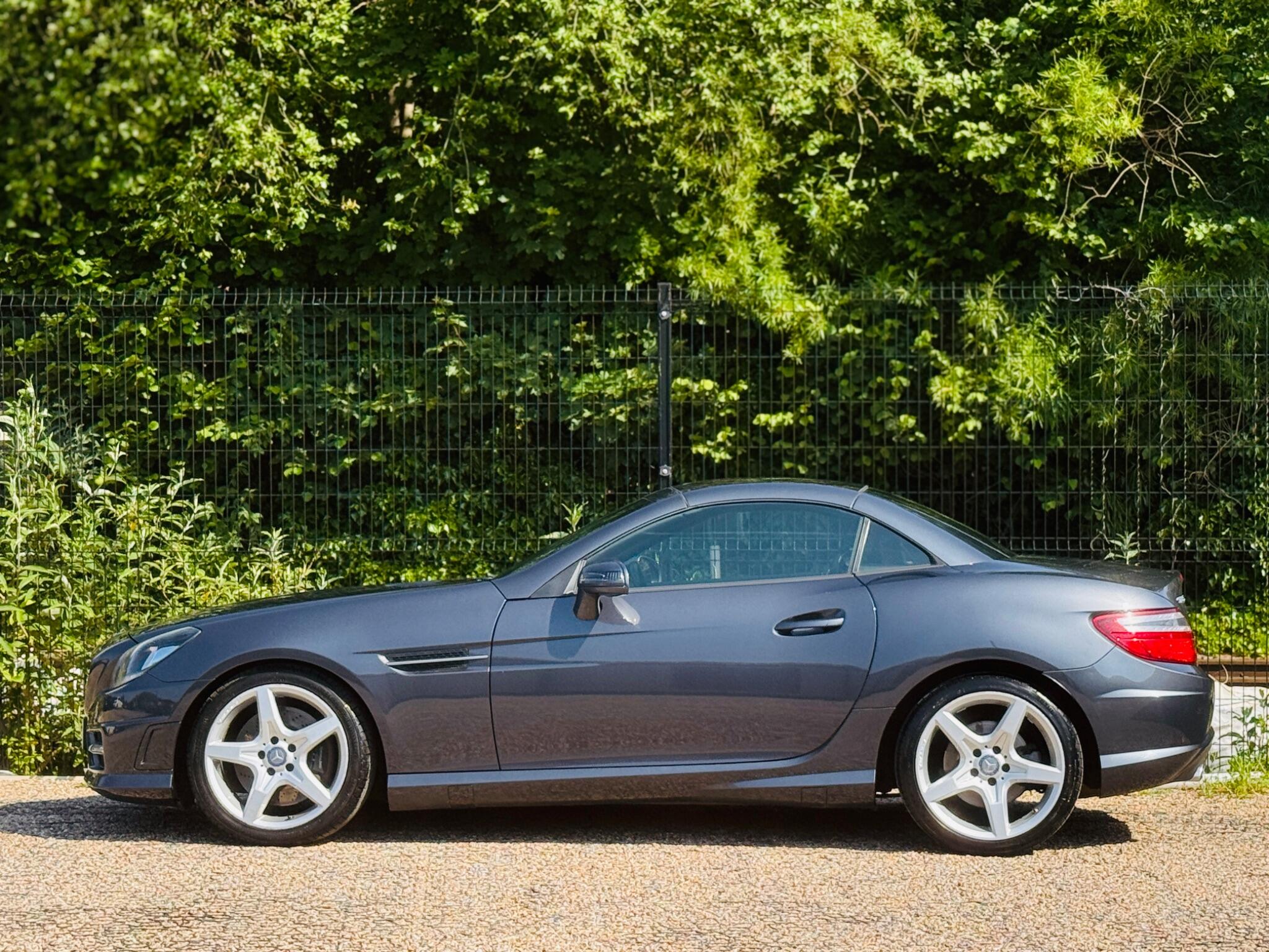 Mercedes-Benz SLK view 9