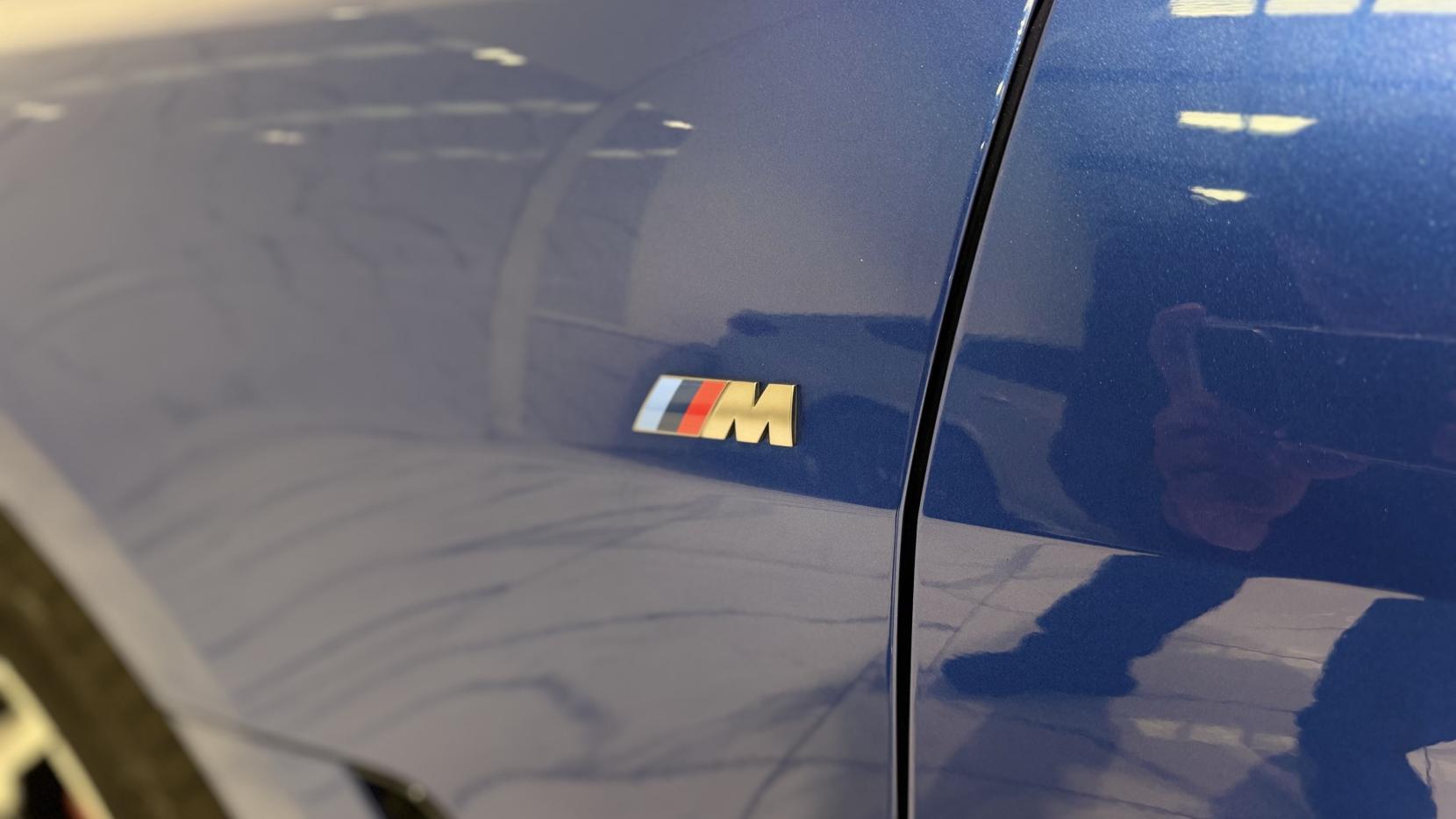 BMW i4 view 41