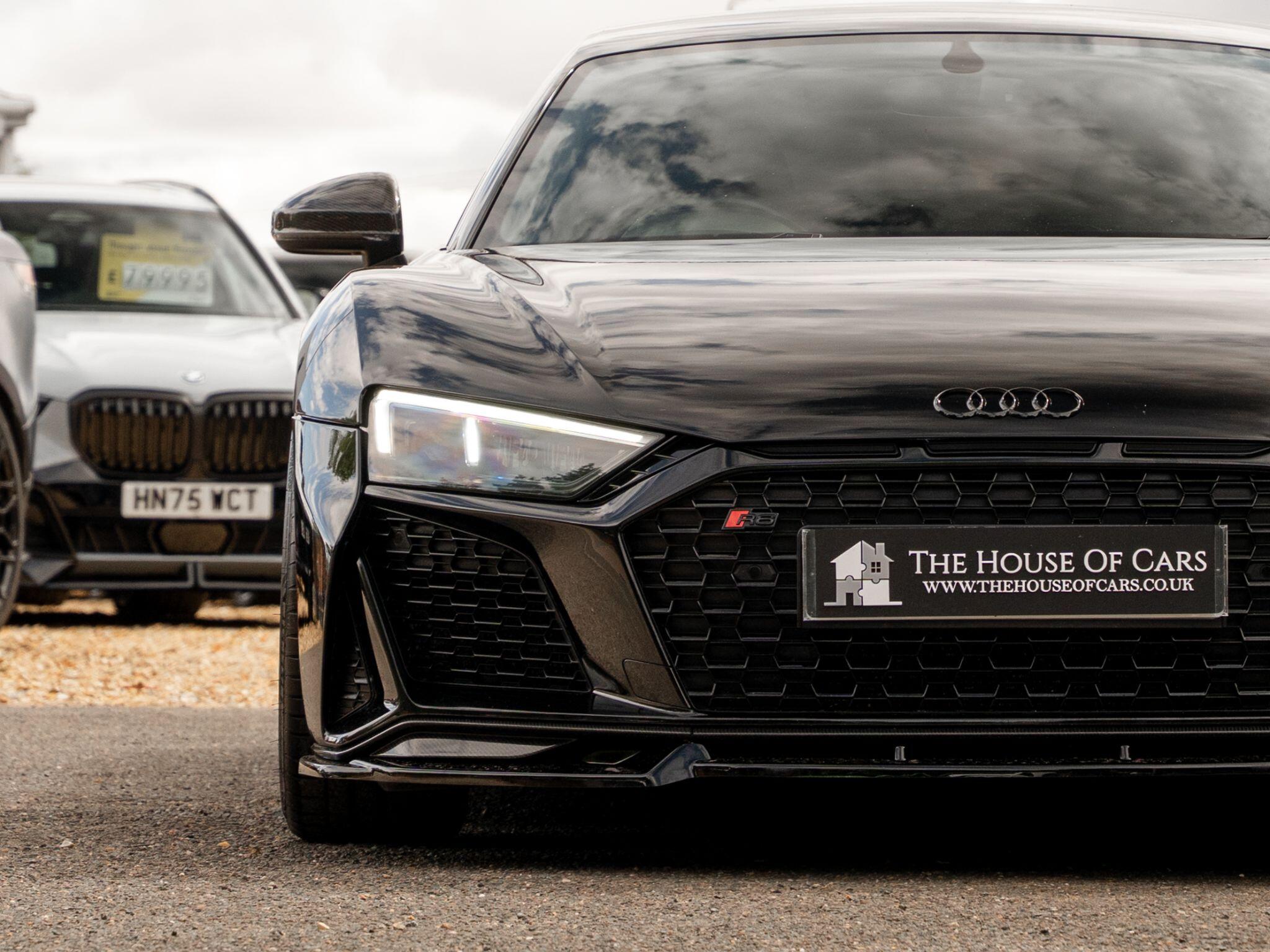 Audi R8 view 19