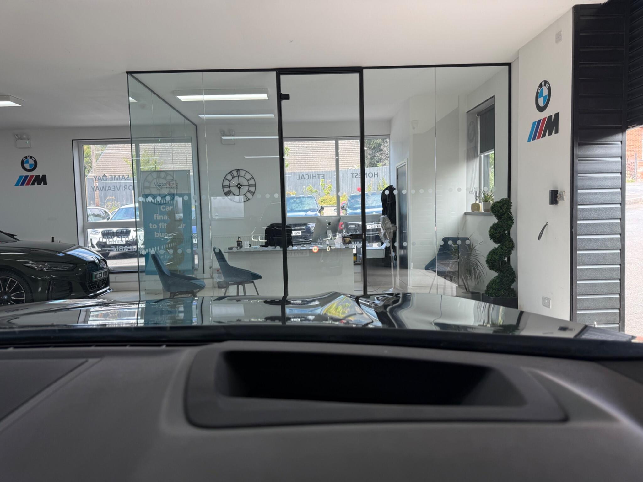 BMW X3 view 16