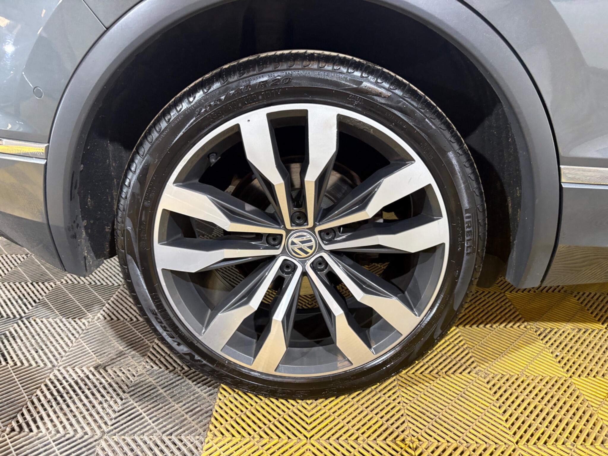 Volkswagen Tiguan view 50