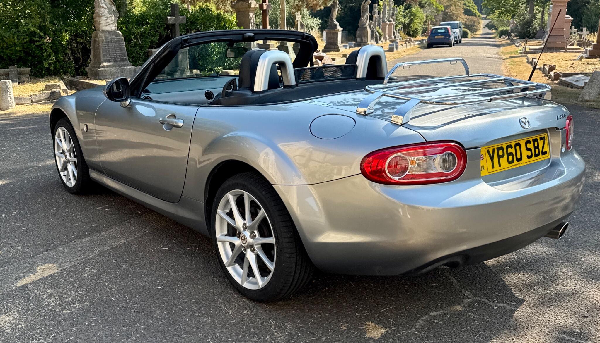 Mazda MX-5 view 13