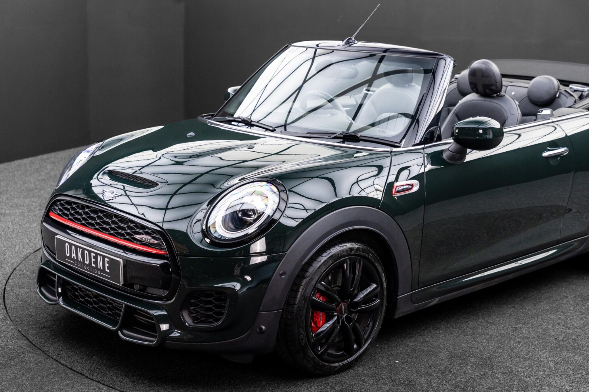 MINI Convertible view 14