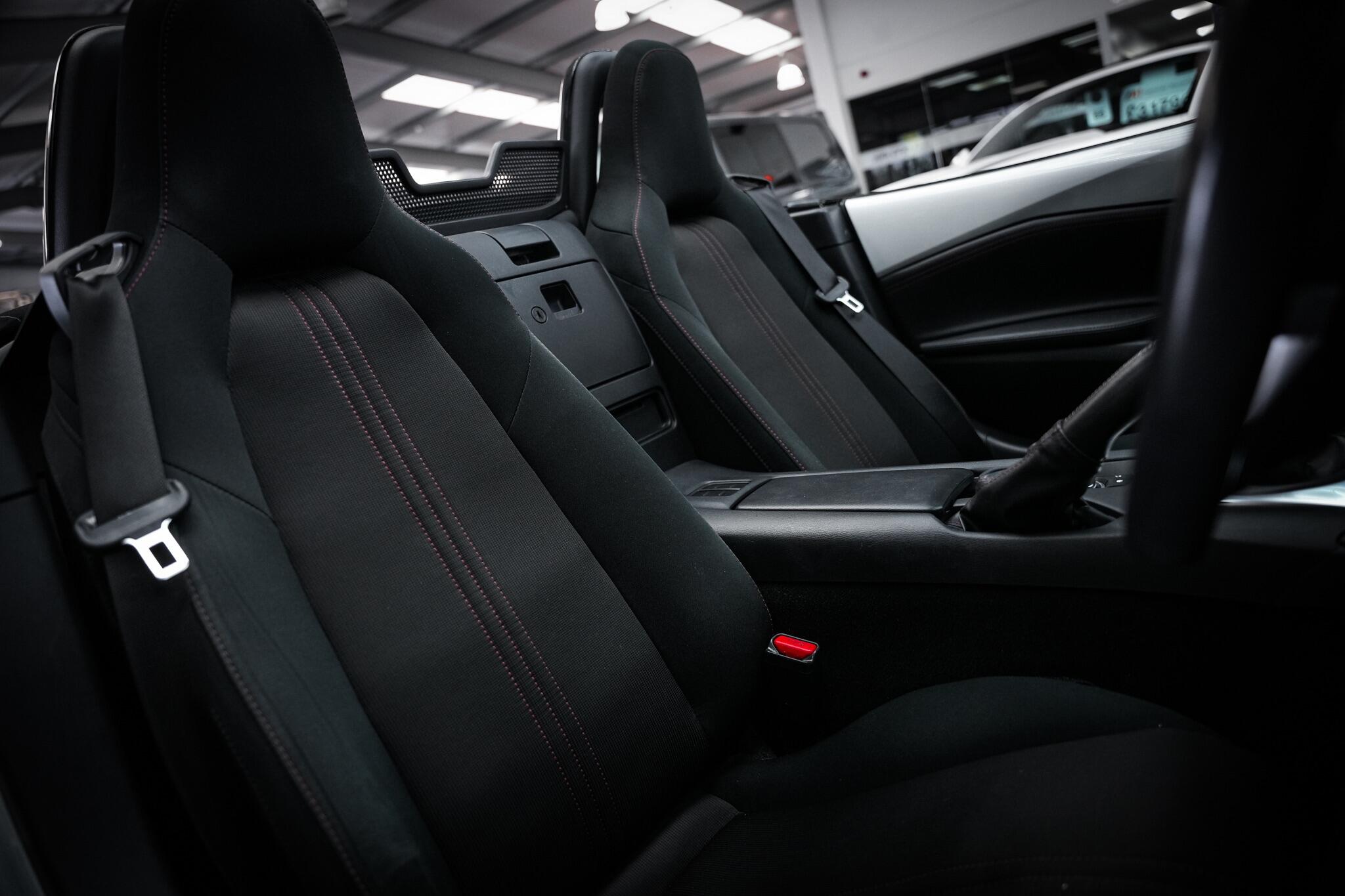 Mazda MX-5 view 18