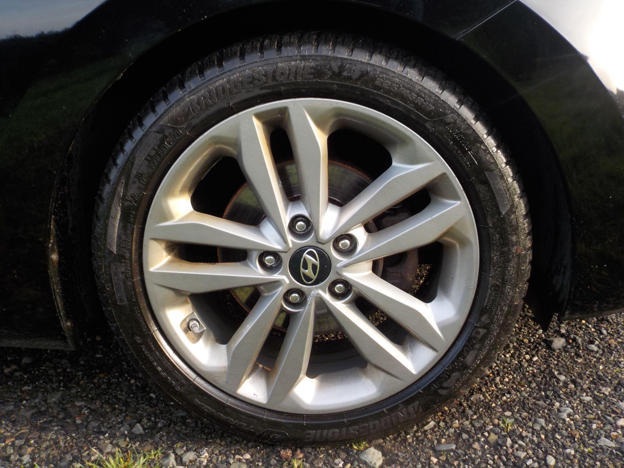 Hyundai i30 1.6 CRDi Blue Drive Premium Euro 6 (s/s) 5dr