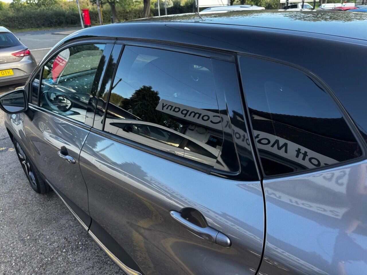 Renault Captur view 21