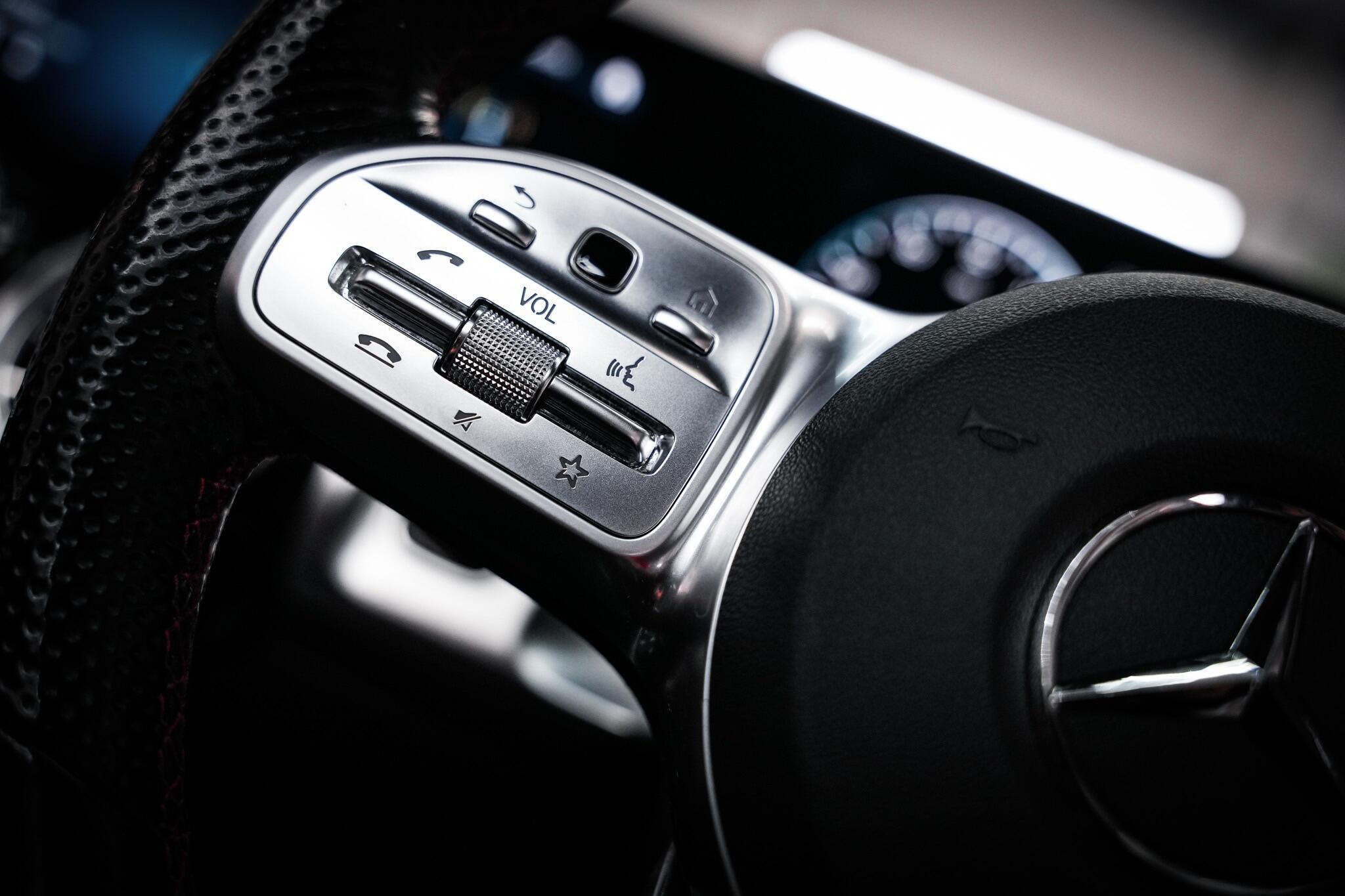 Mercedes-Benz GLB view 46
