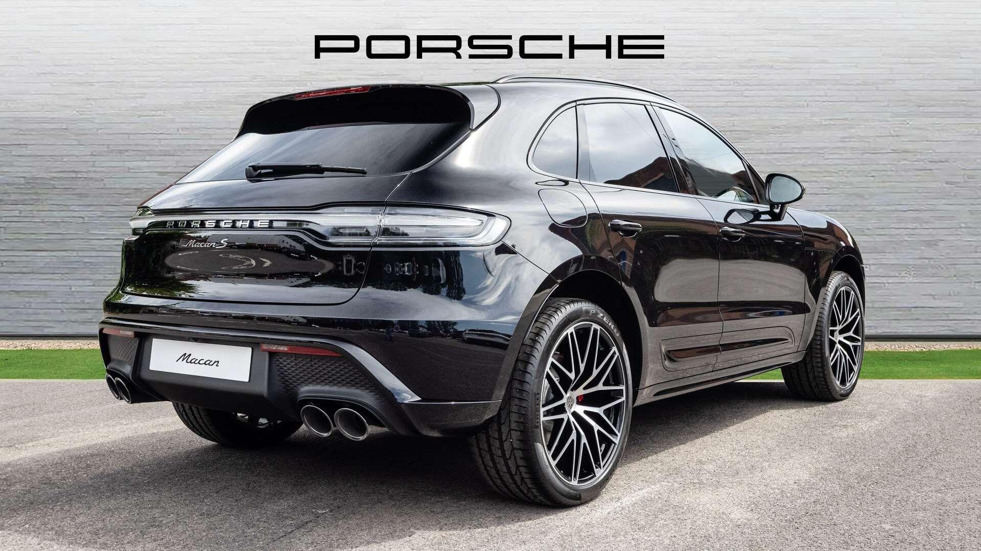 Porsche Macan view 29
