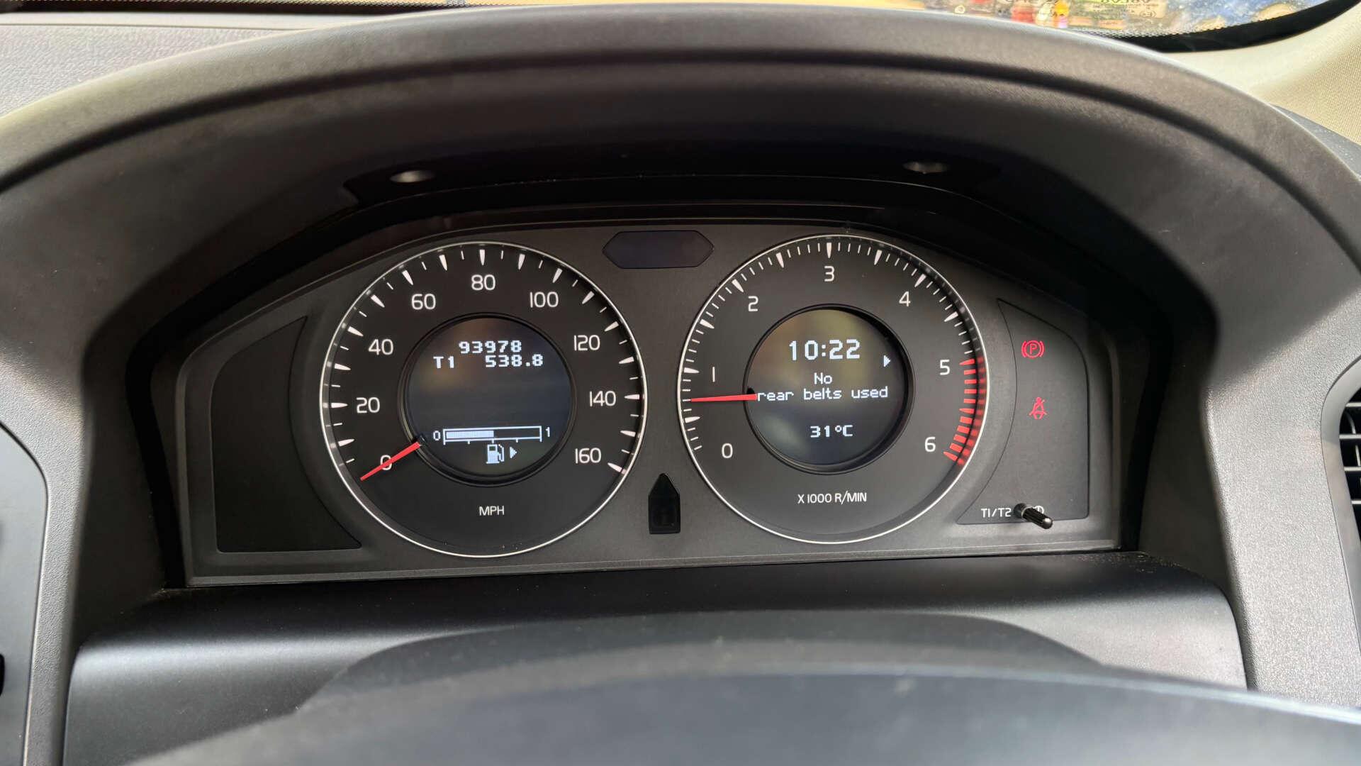 Volvo XC60 view 15